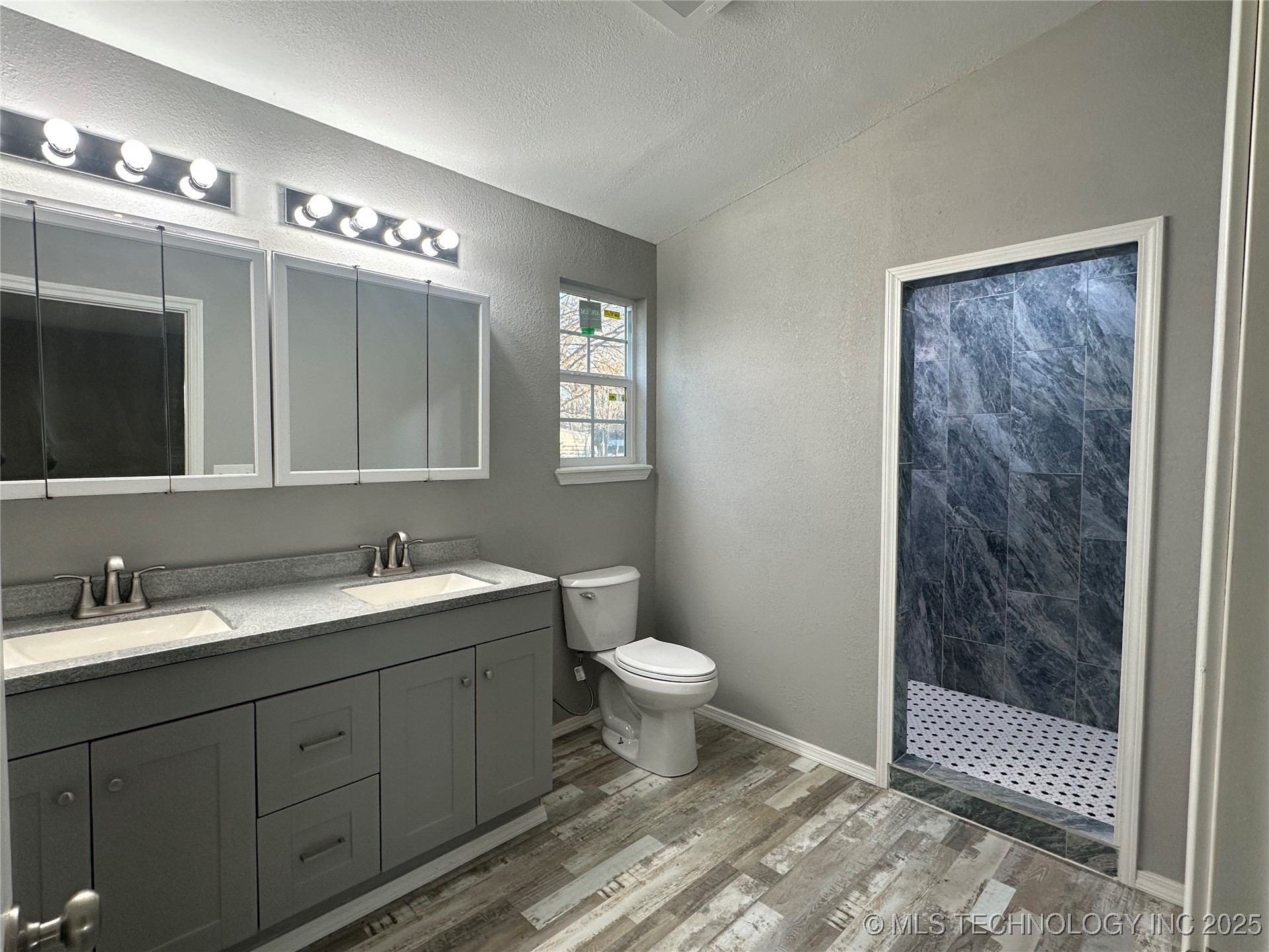 801 W Peoria Avenue Morris OK 74445