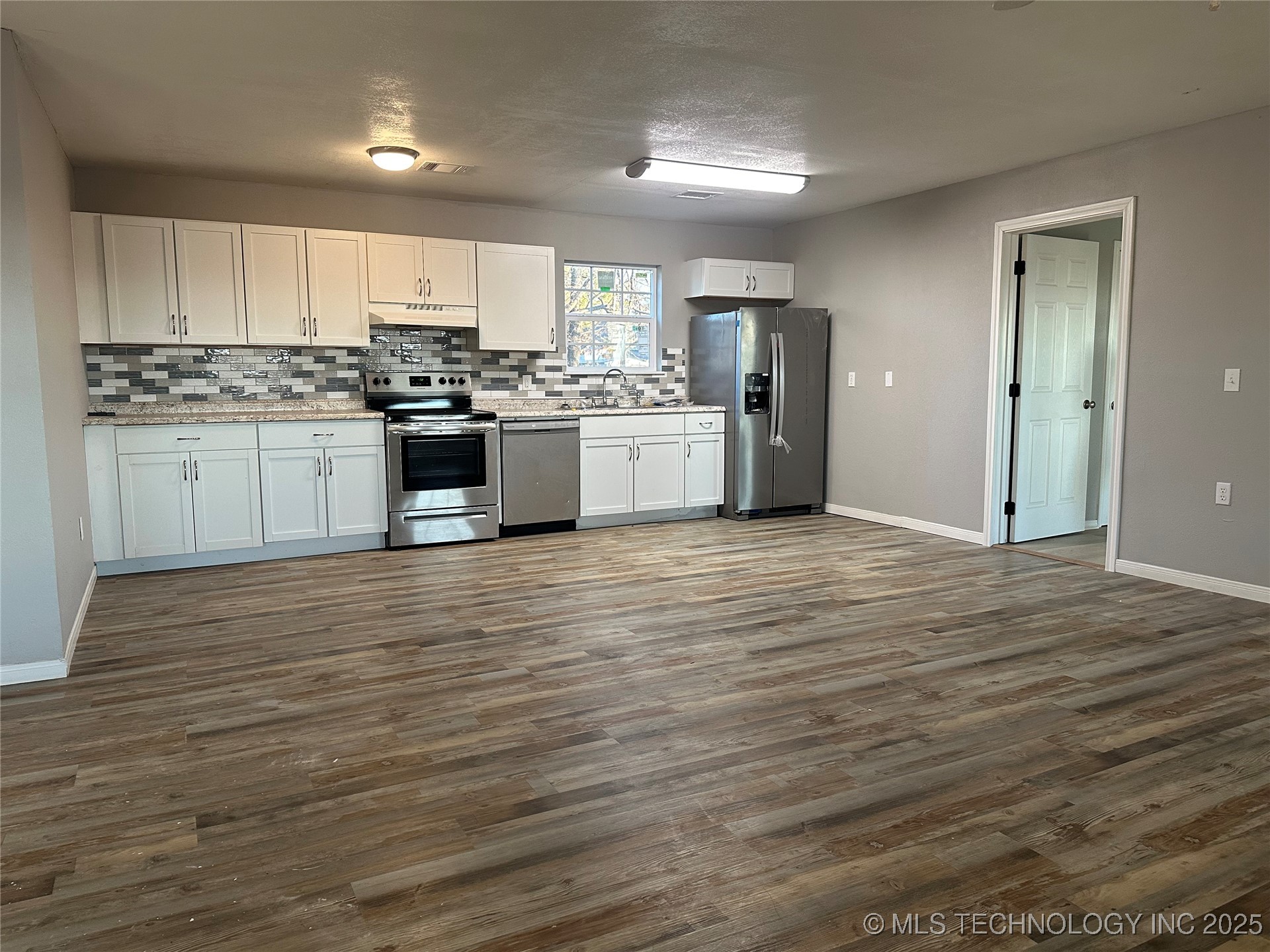 801 W Peoria Avenue Morris OK 74445