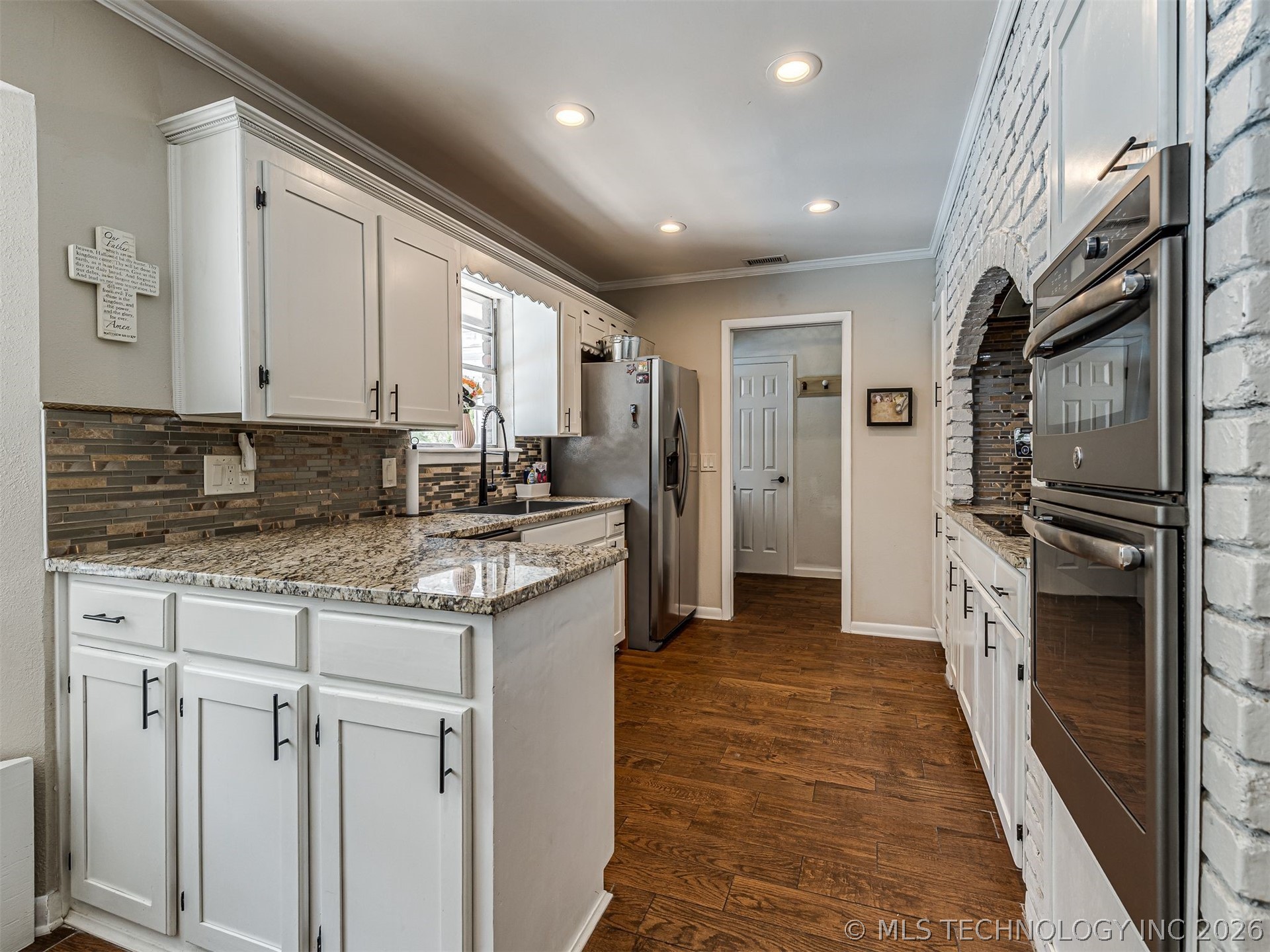 6904 E 53rd Place Tulsa OK 74145