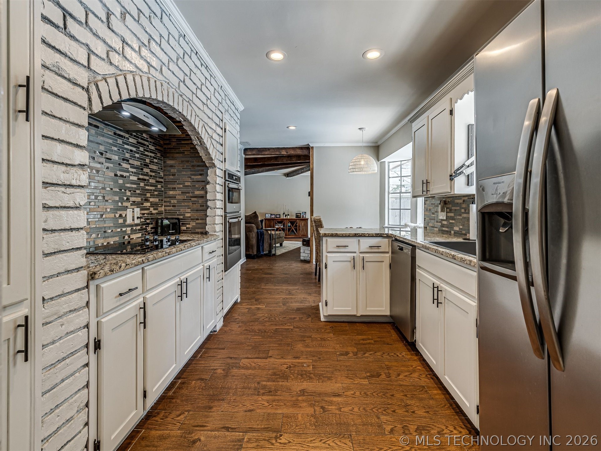 6904 E 53rd Place Tulsa OK 74145