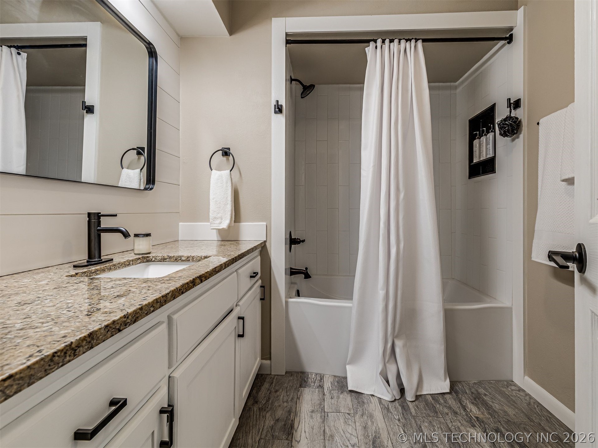 6904 E 53rd Place Tulsa OK 74145