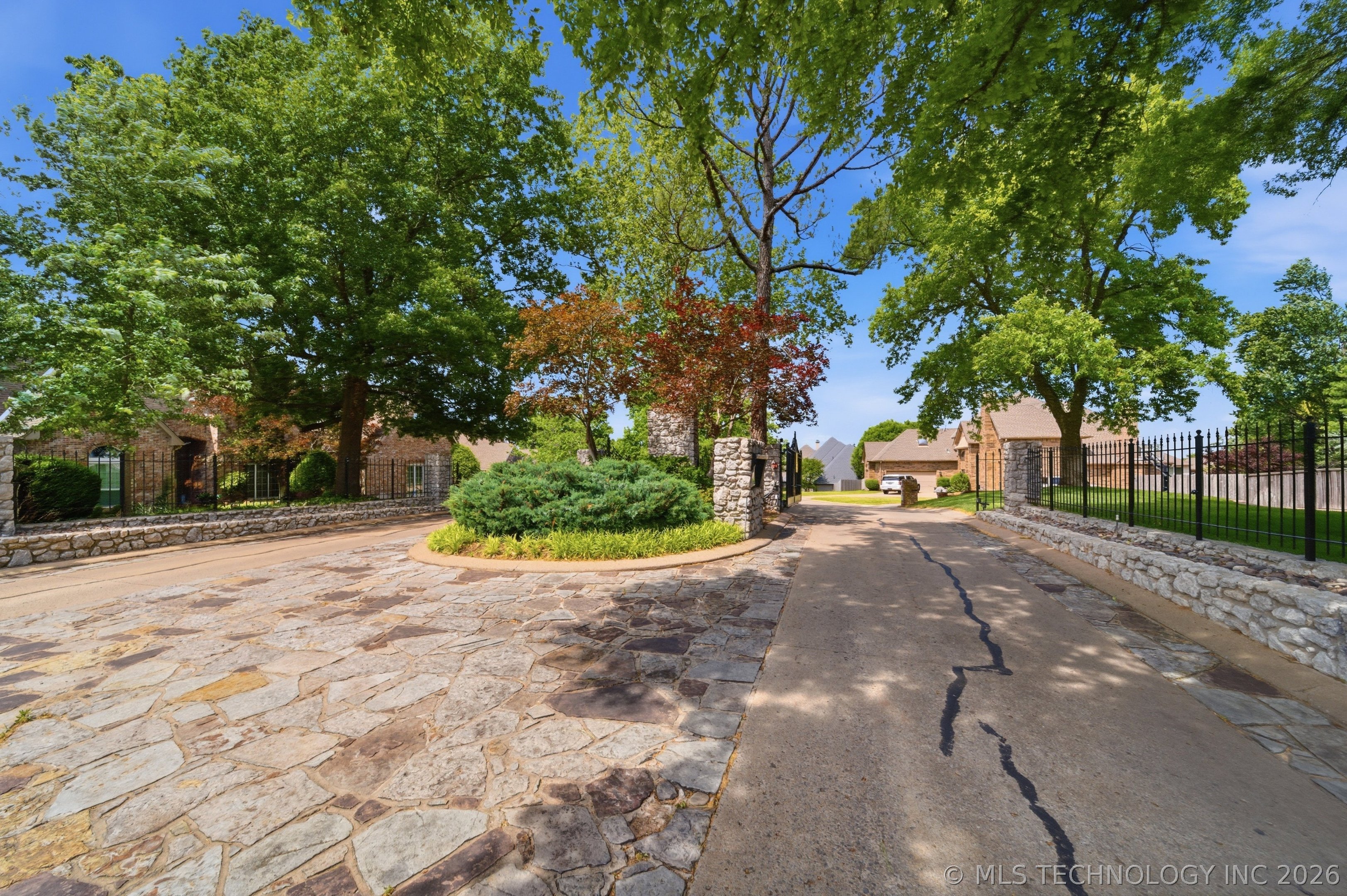 10202 S Knoxville Avenue Tulsa OK 74137