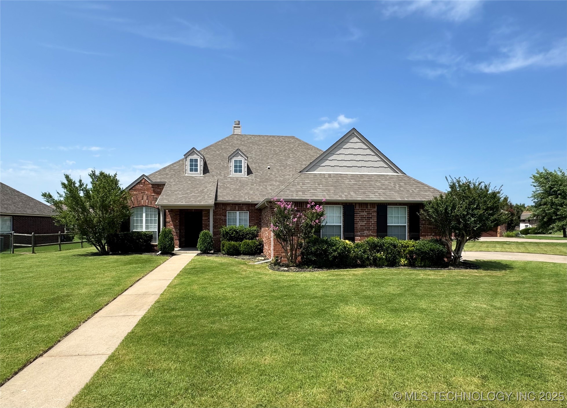 2000 W Vail Street Broken Arrow OK 74012