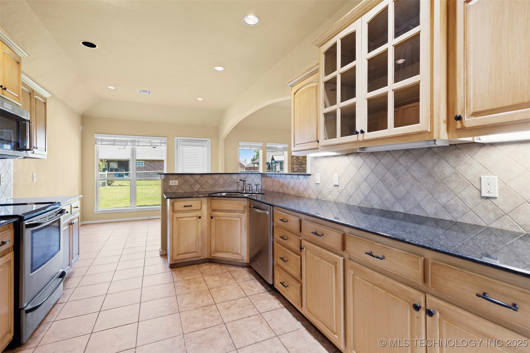 2000 W Vail Street Broken Arrow OK 74012
