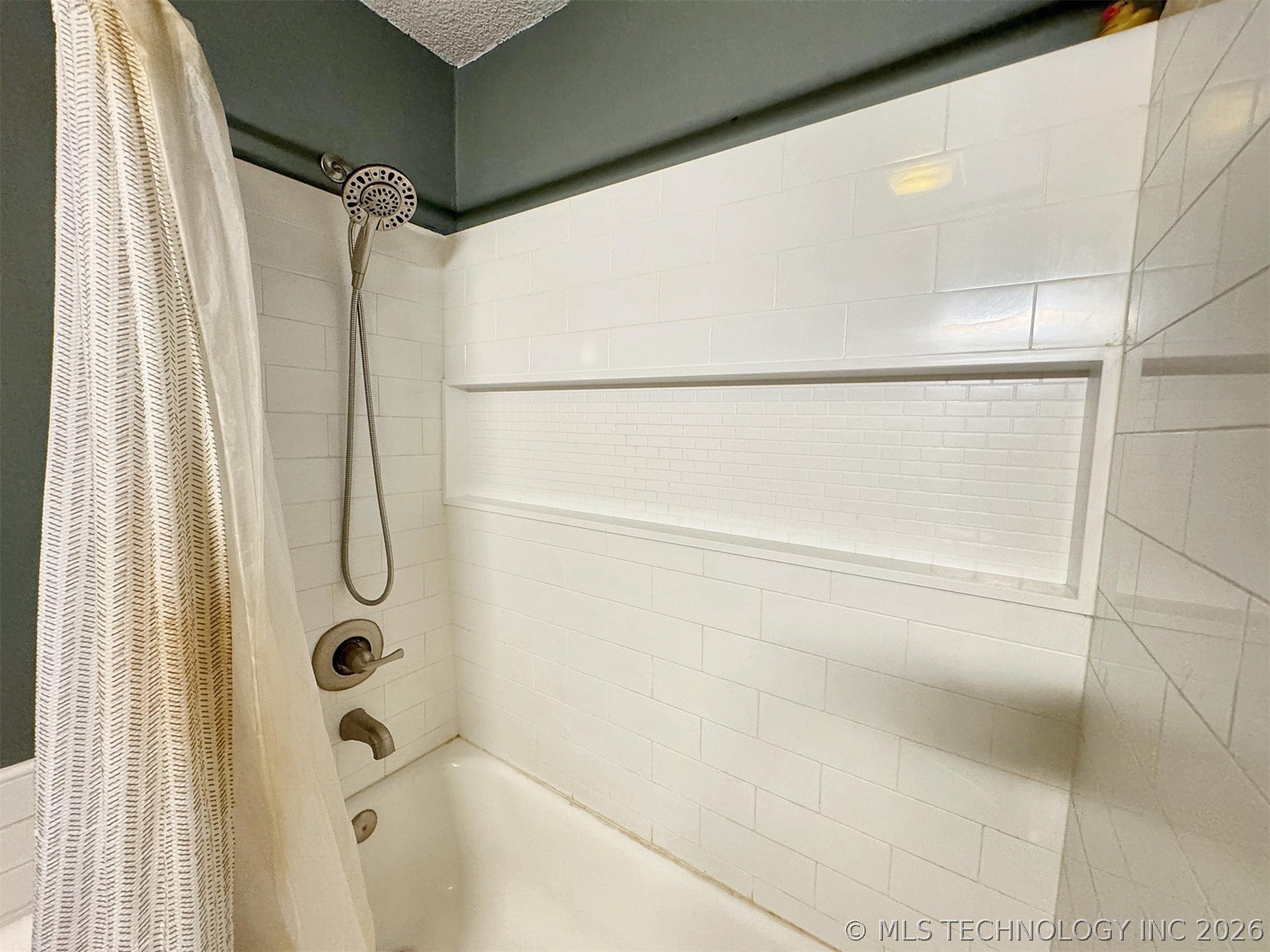 3278 W Southern Avenue Hulbert OK 74441