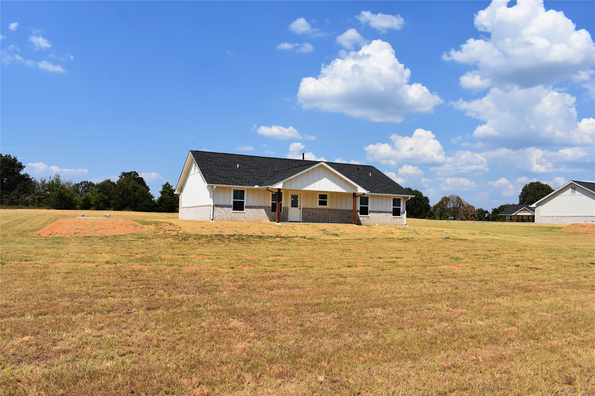 2911 E 2090 Road Hugo OK 74743