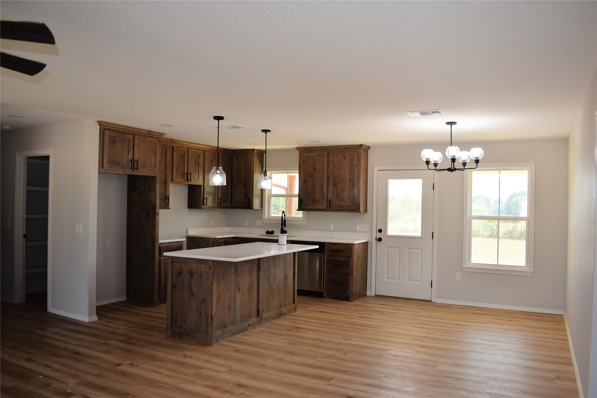 2911 E 2090 Road Hugo OK 74743