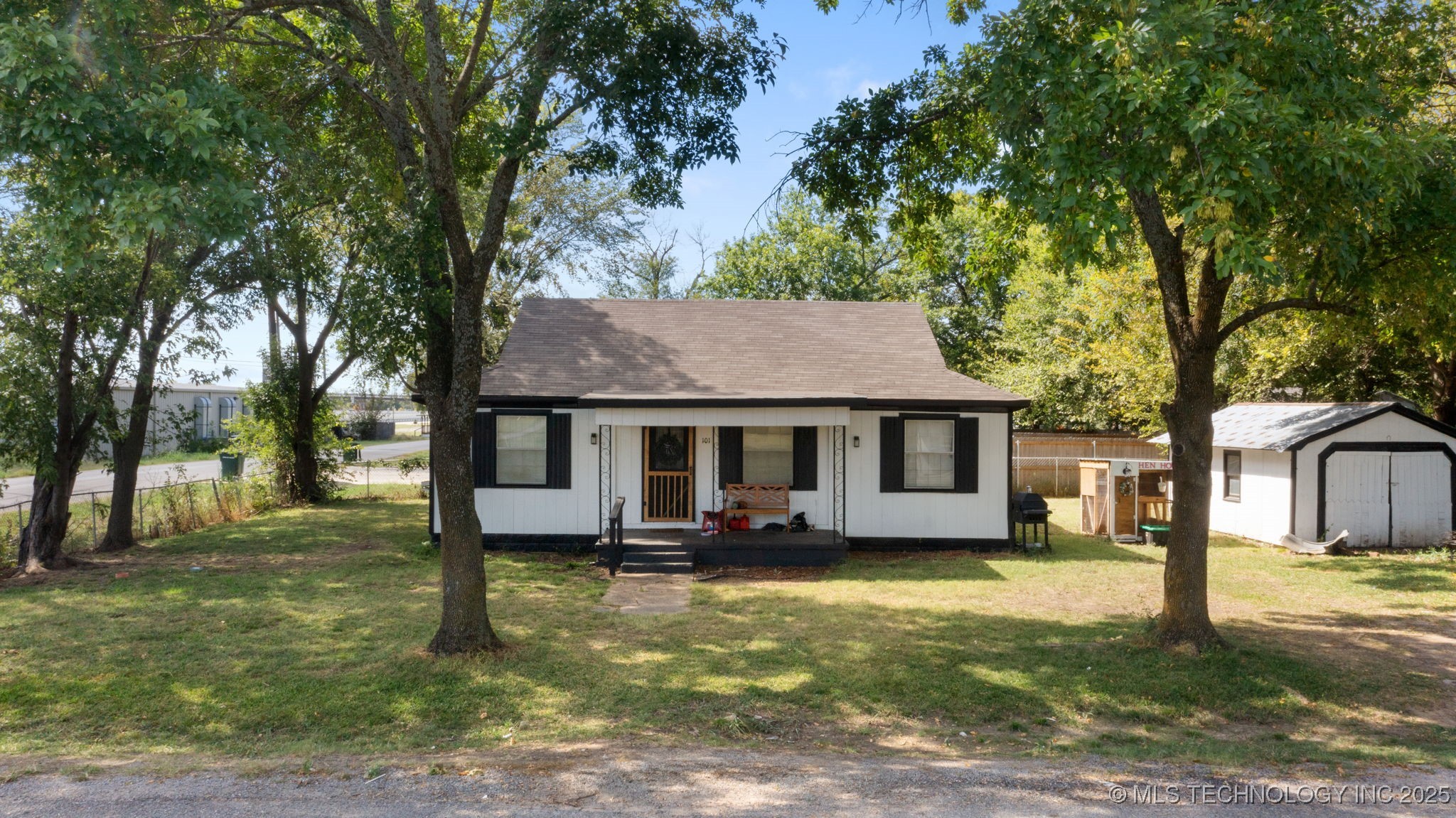 101 W Mckennon Road Calera OK 74730