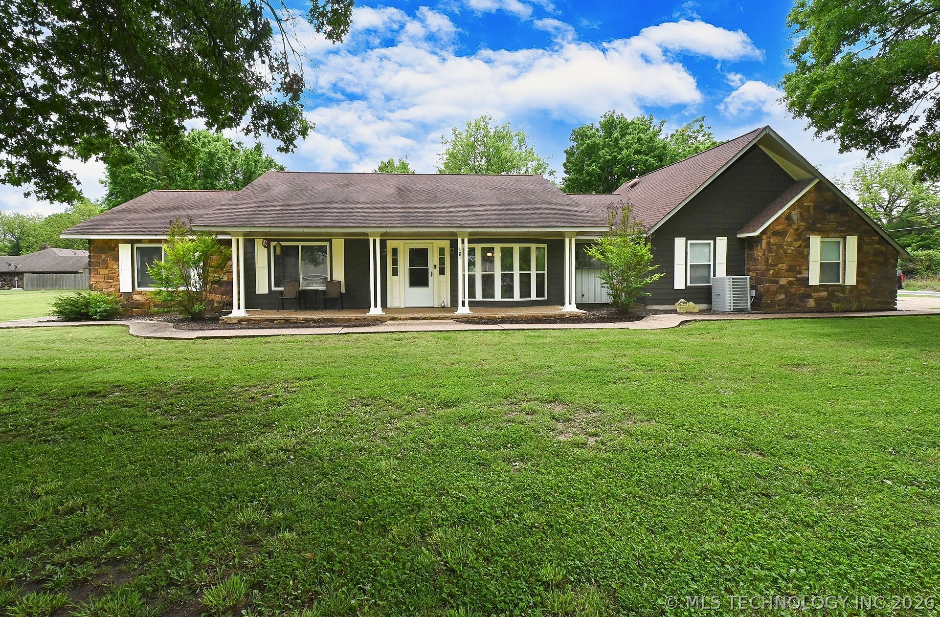 1501 Berry Road Fort Gibson OK 74434