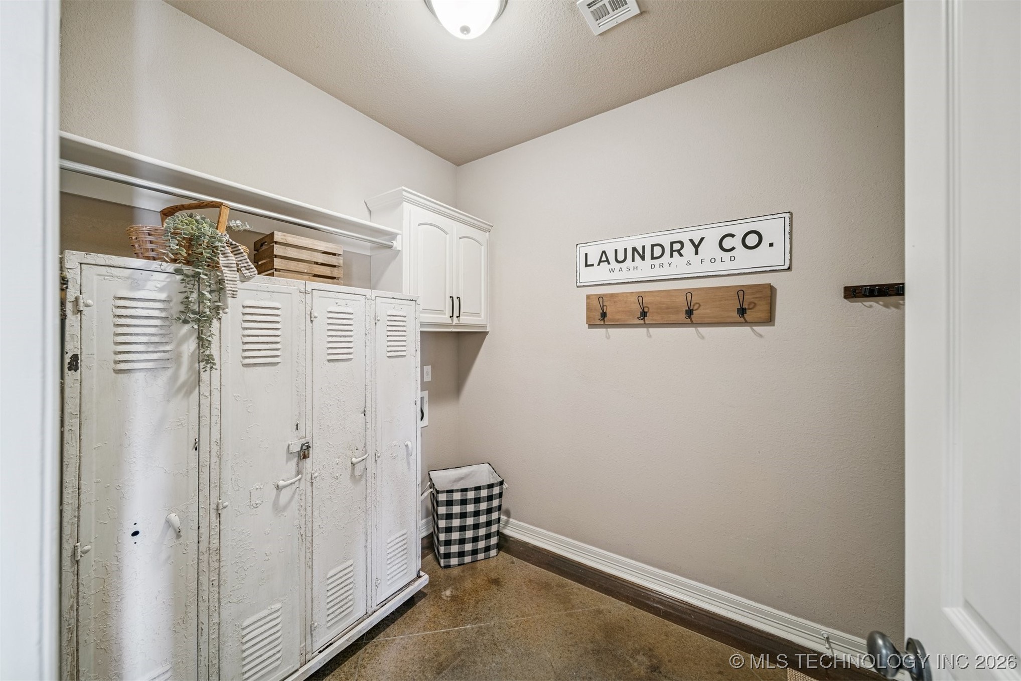 709 W 40th Street S Sand Springs OK 74063