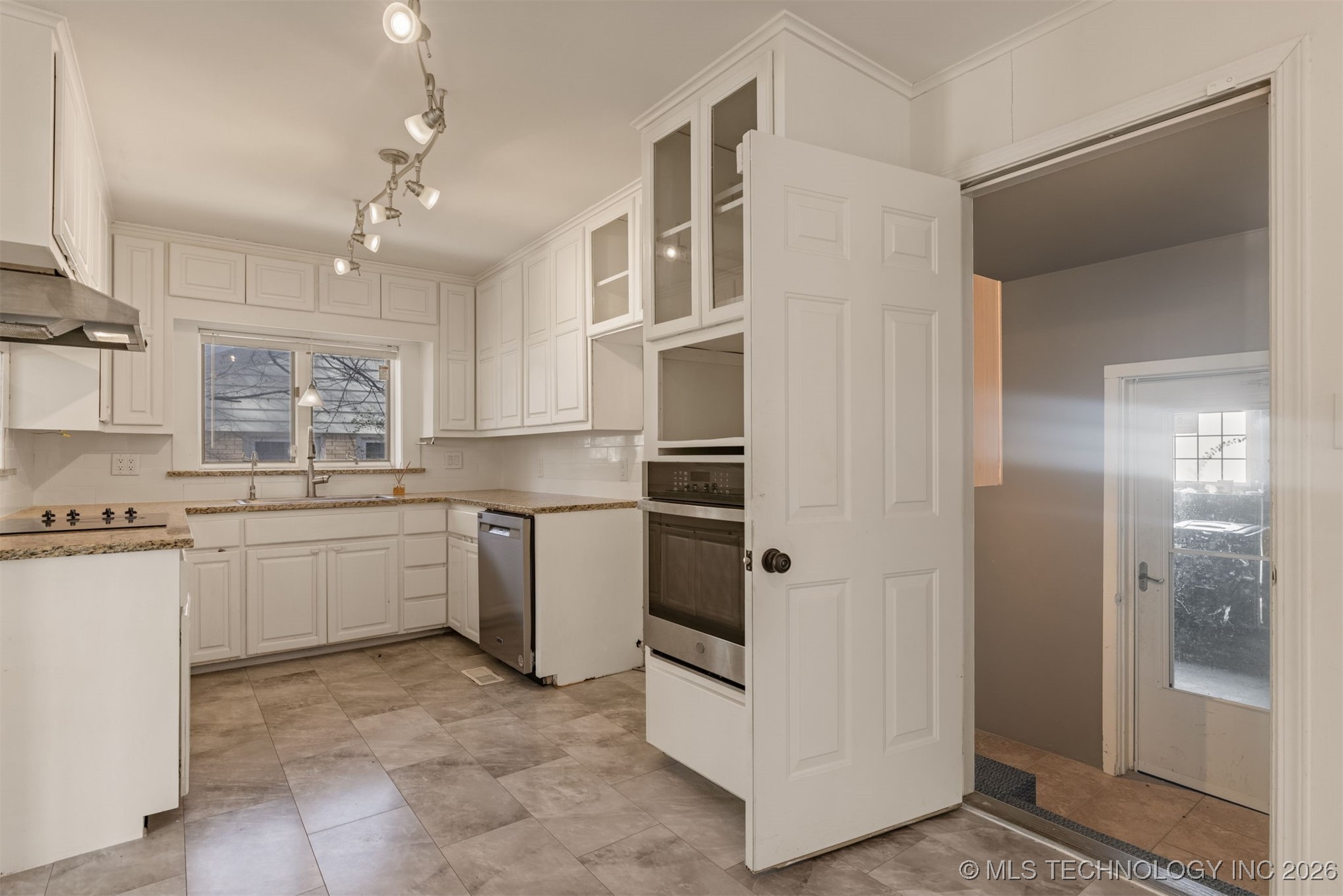 4416 E 58th Place Tulsa OK 74135
