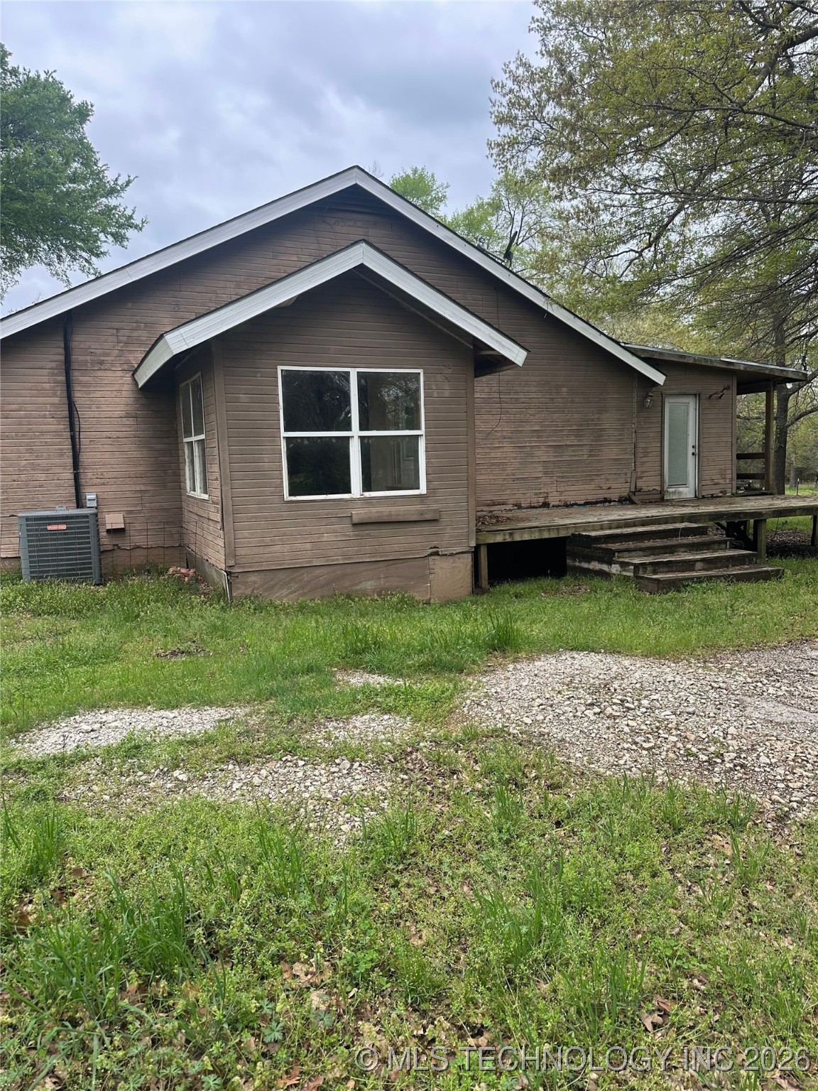 229 Blue Hill Bokchito OK 74726