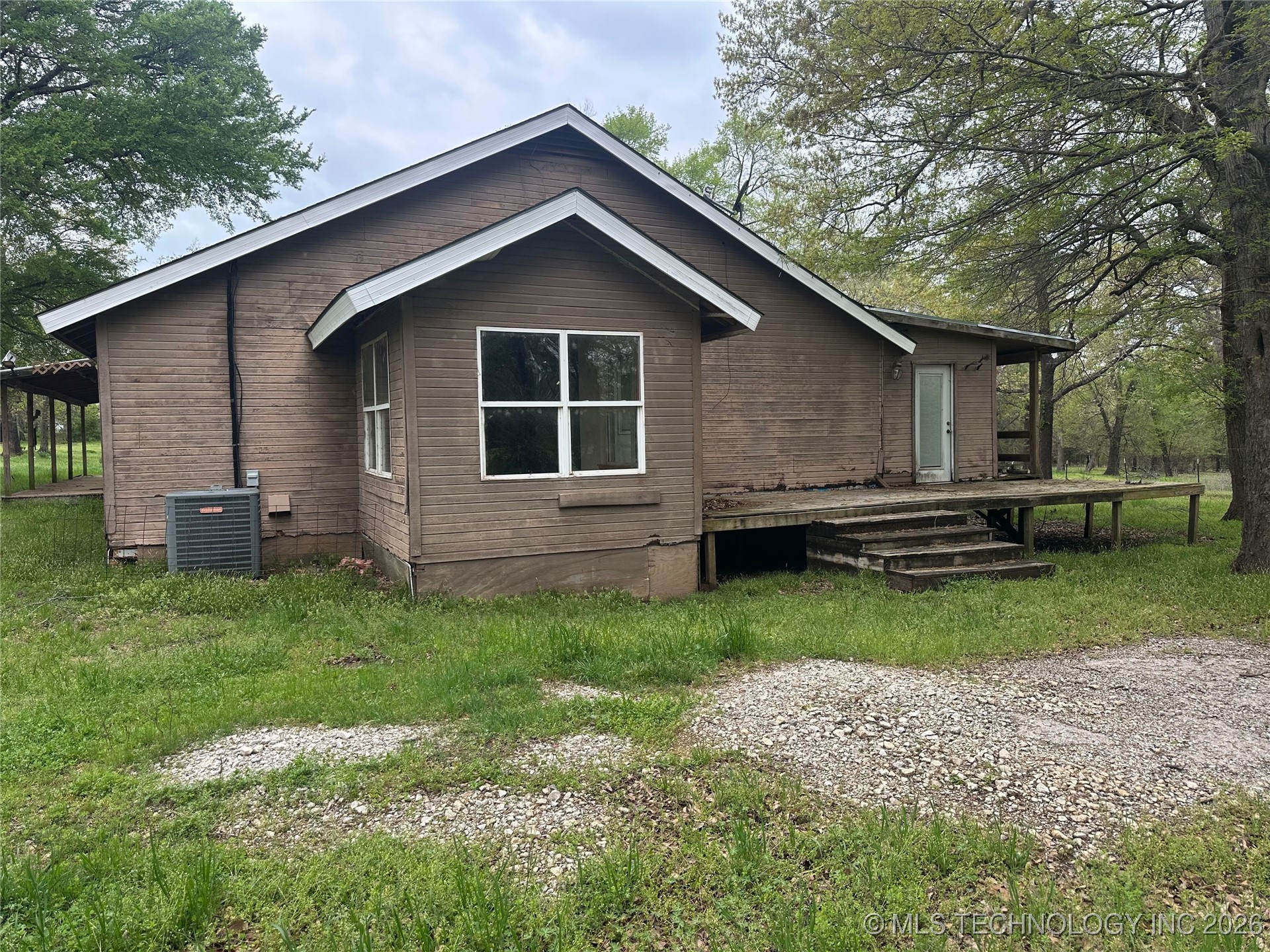 229 Blue Hill Bokchito OK 74726