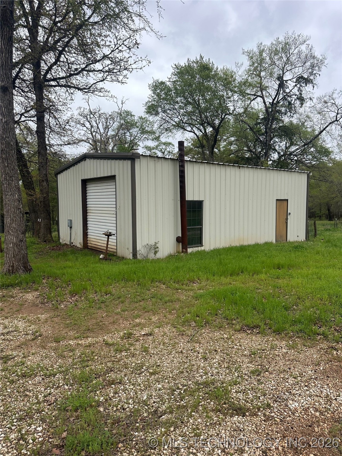 229 Blue Hill Bokchito OK 74726