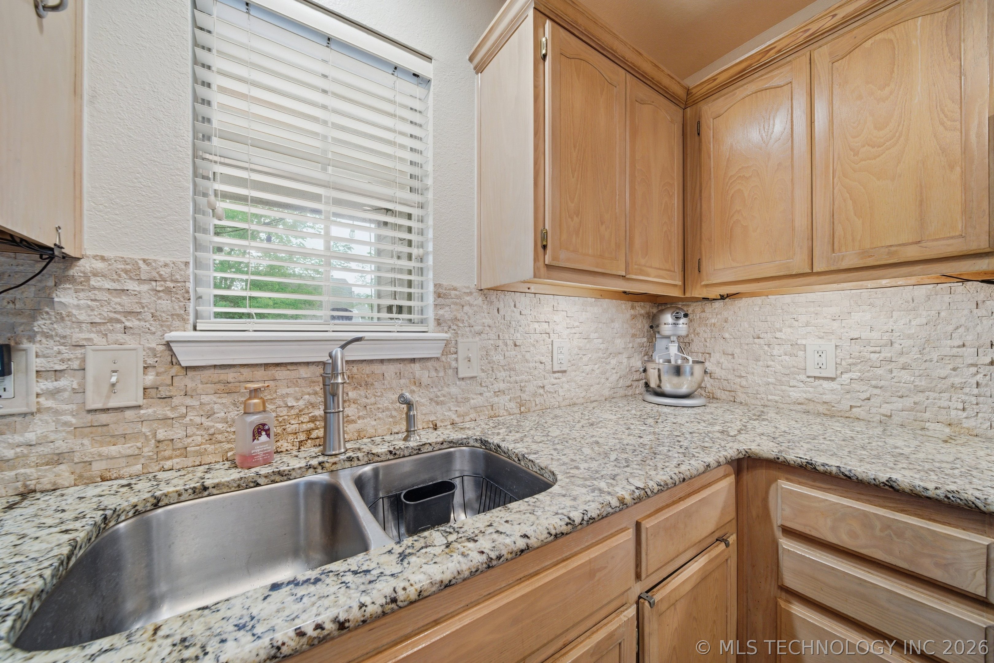 8112 E Lansing Street Broken Arrow OK 74014