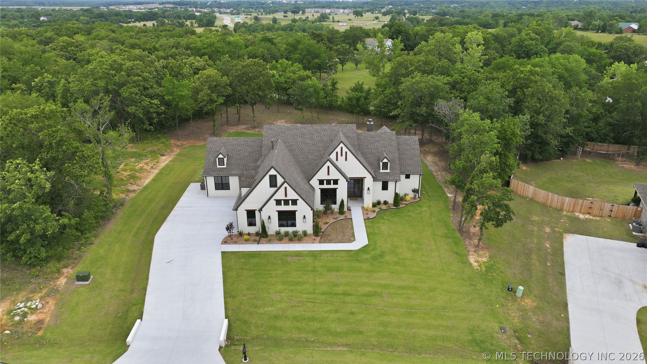 2714 Hickory Ridge Drive Sapulpa OK 74066