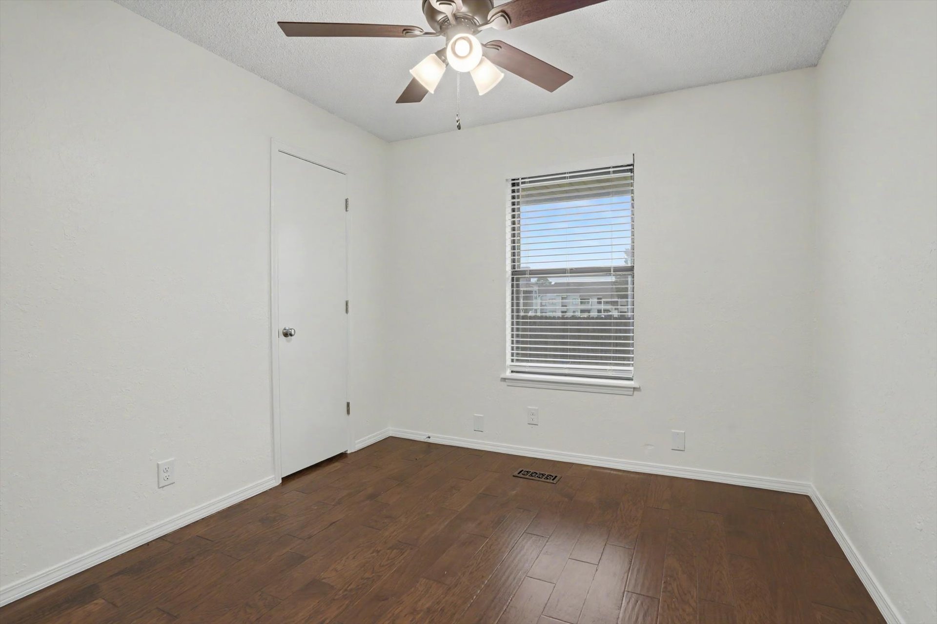 3212 S 148th East Eastavenue Tulsa OK 74134