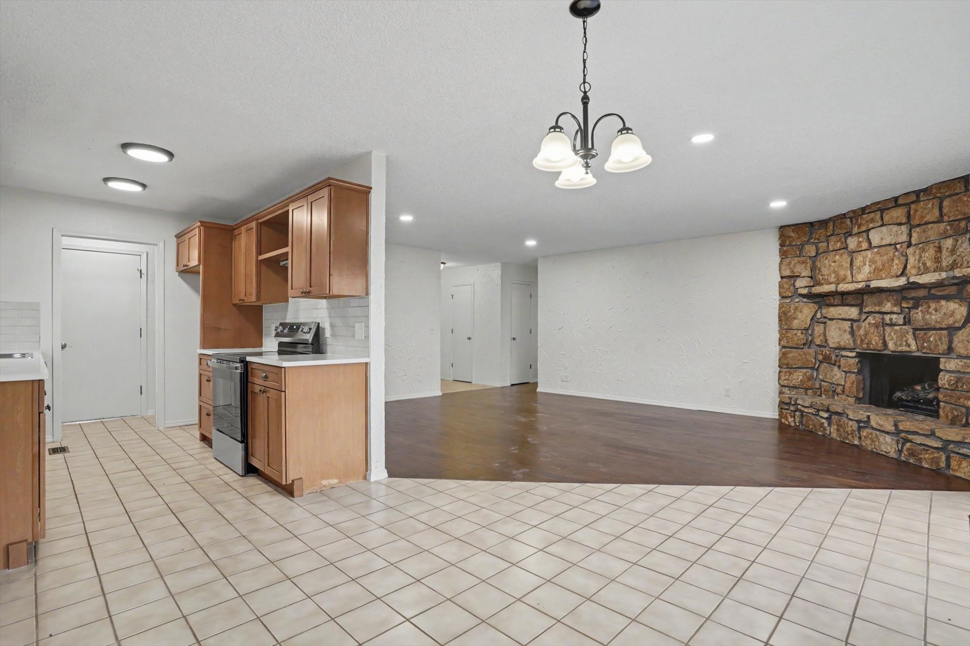 3212 S 148th East Eastavenue Tulsa OK 74134