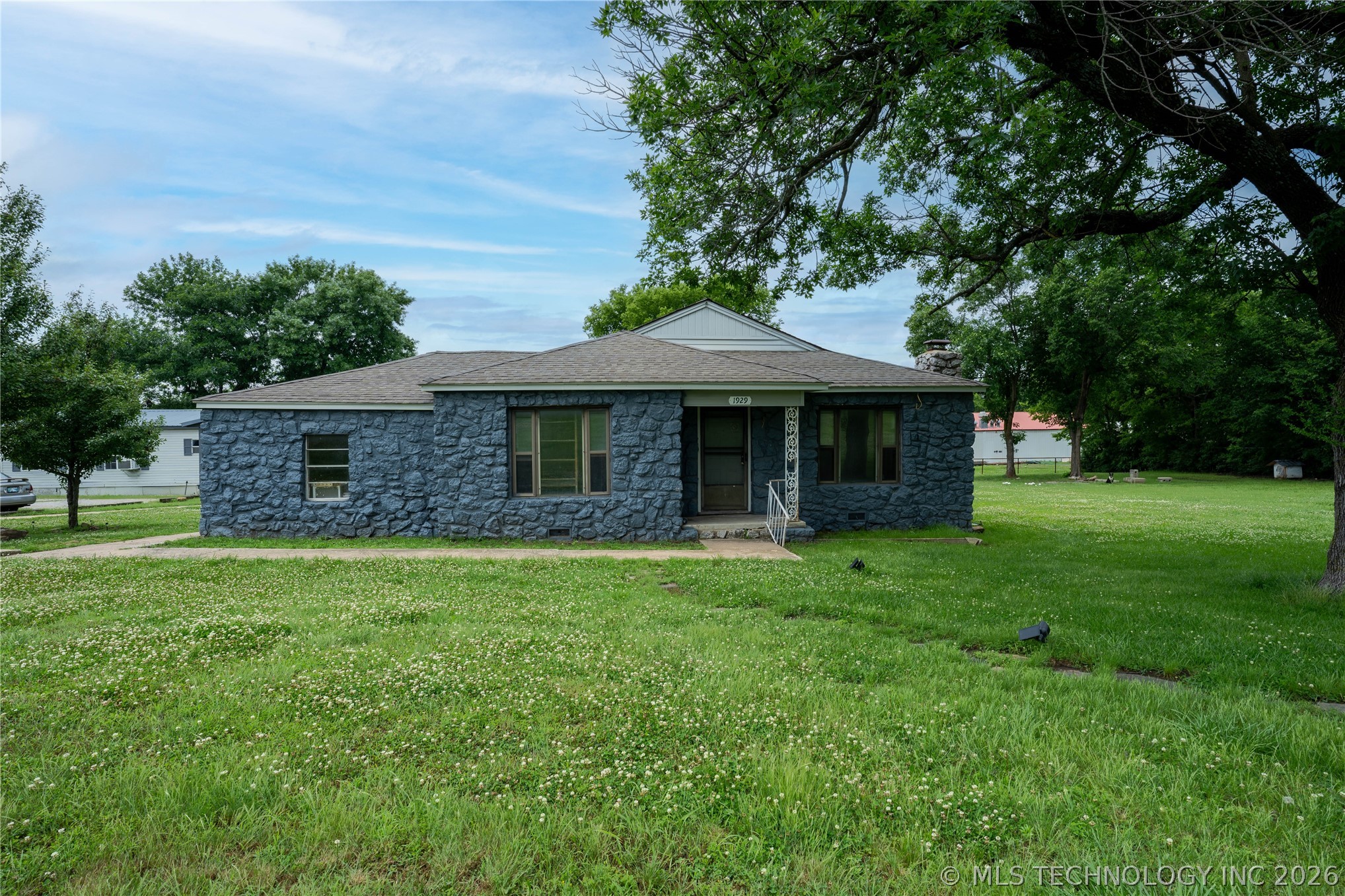2019 W 53rd Street N Tulsa OK 74126