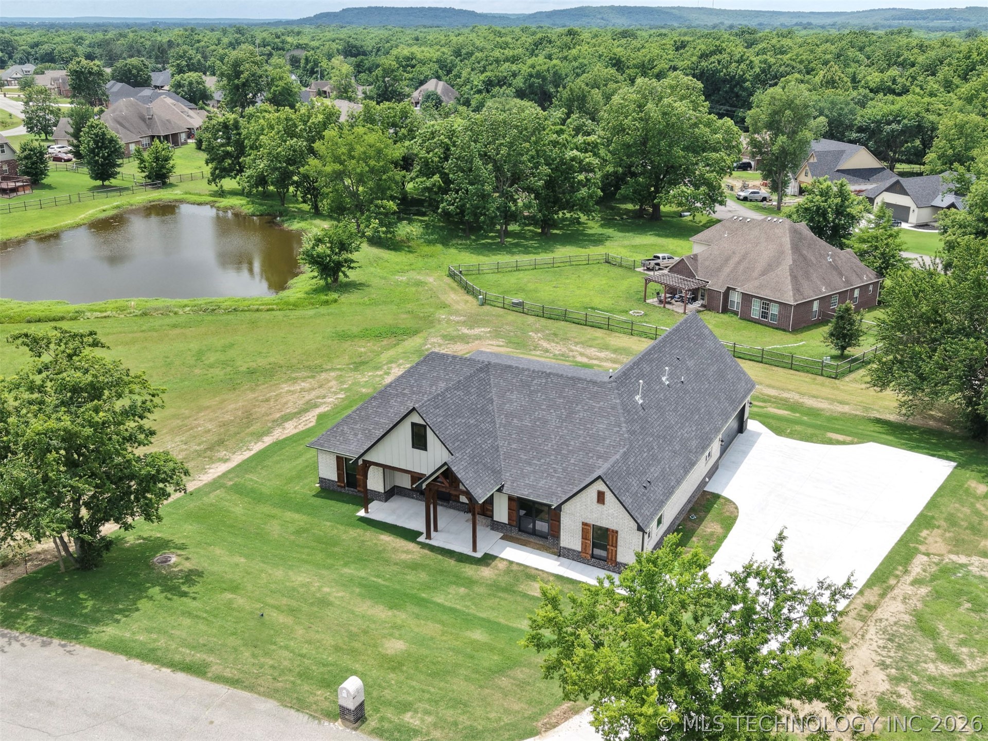 408 S Tall Chief Avenue Skiatook OK 74070