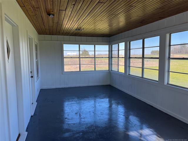 8925 State Road 78 Hendrix OK 74741