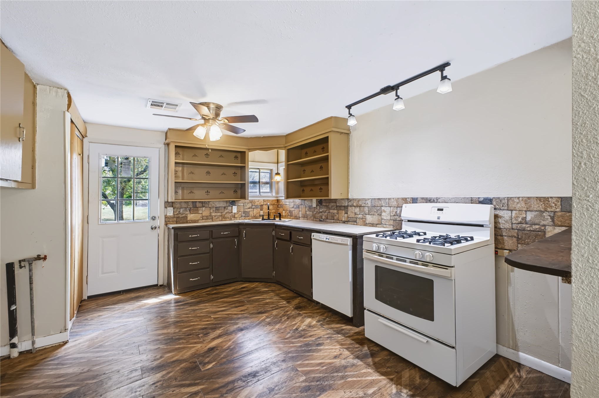 16375 County Road 3540 Ada OK 74820