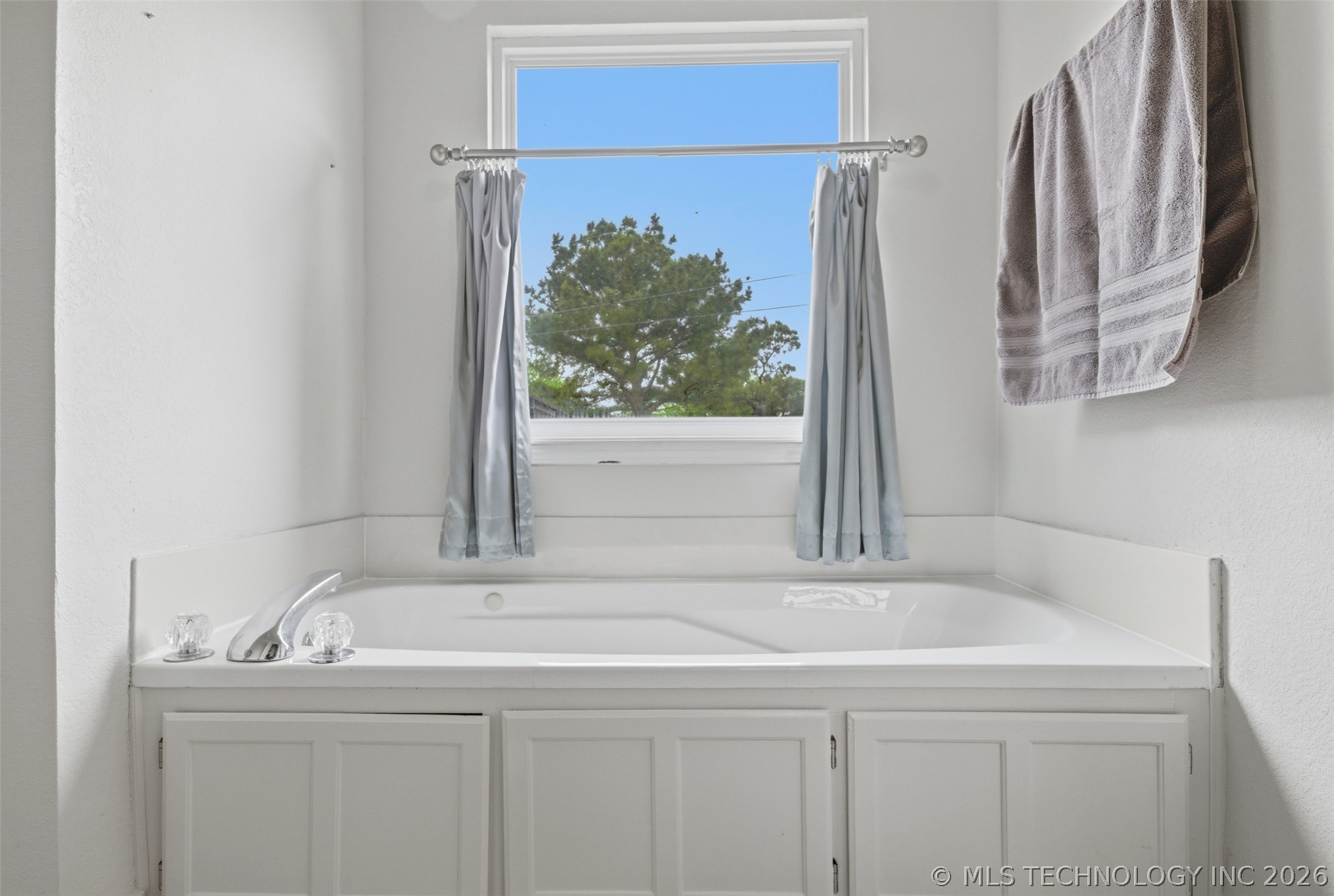 25406 S Valley Drive Claremore OK 74019