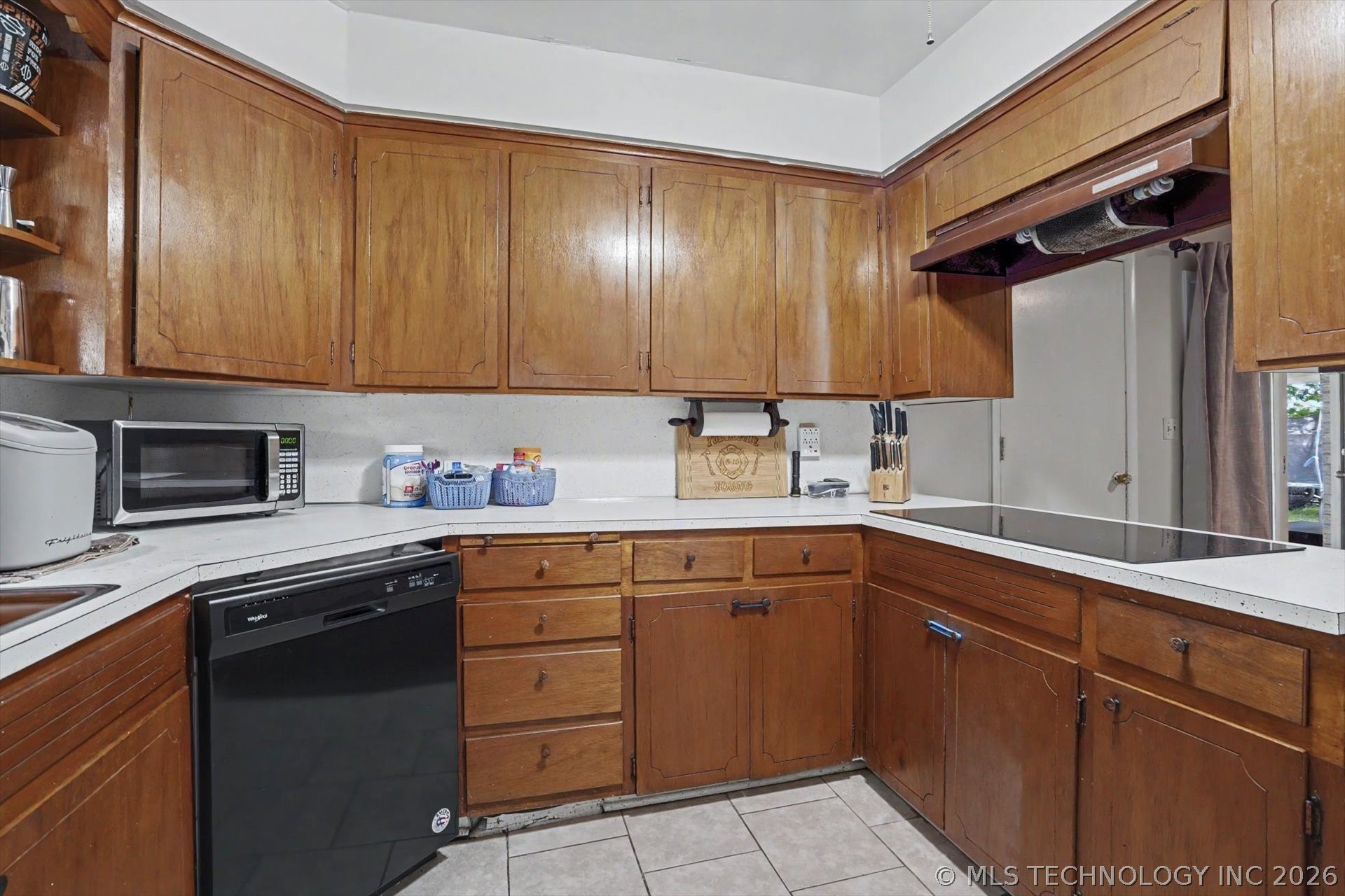 1225 S Russell Street Skiatook OK 74070