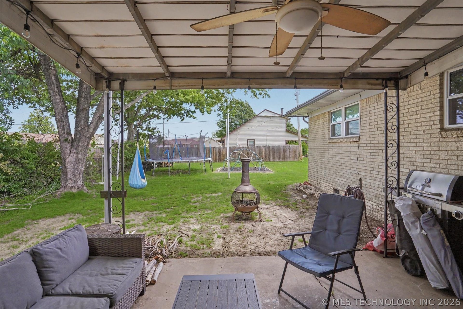 1225 S Russell Street Skiatook OK 74070