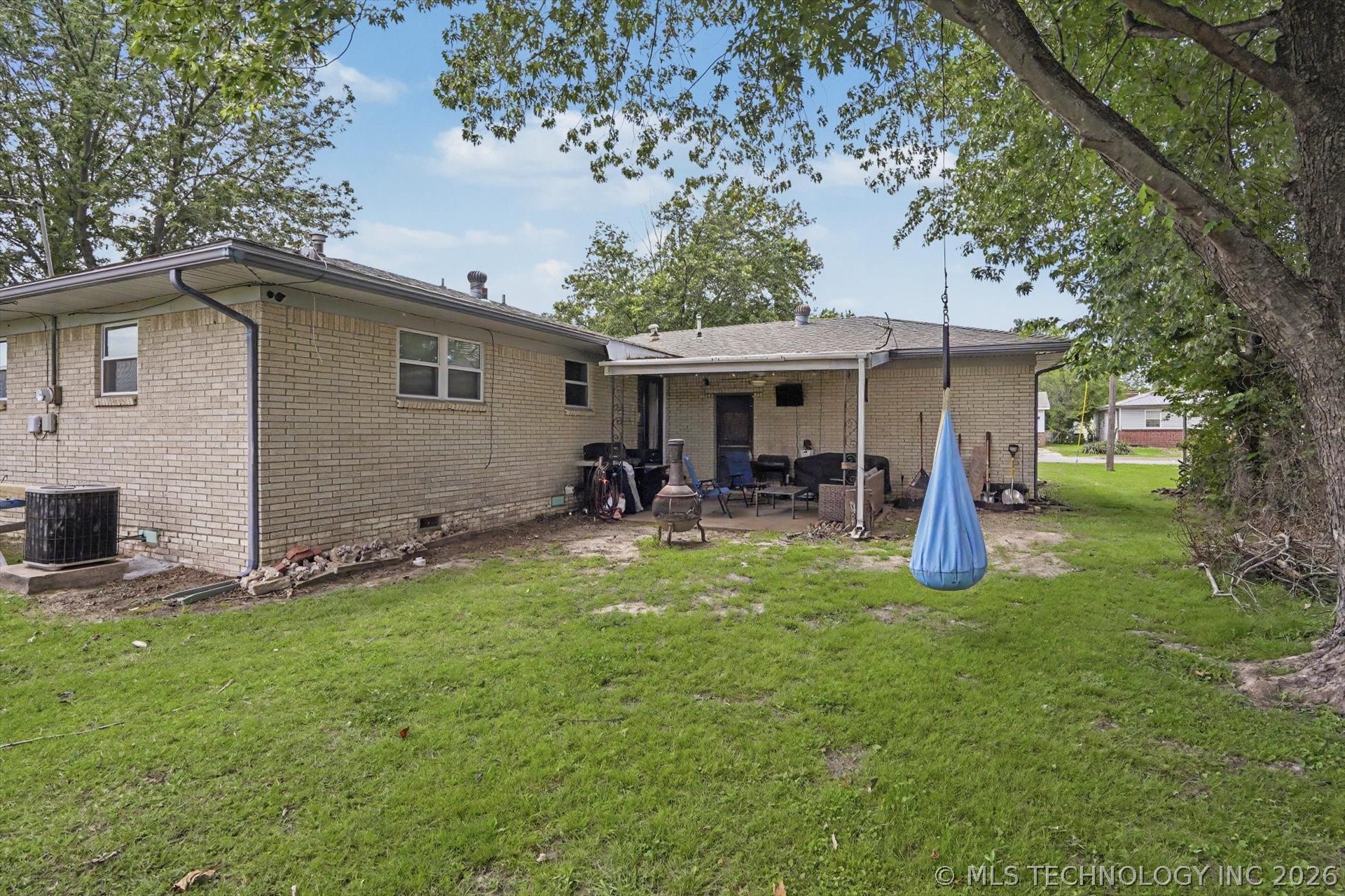 1225 S Russell Street Skiatook OK 74070