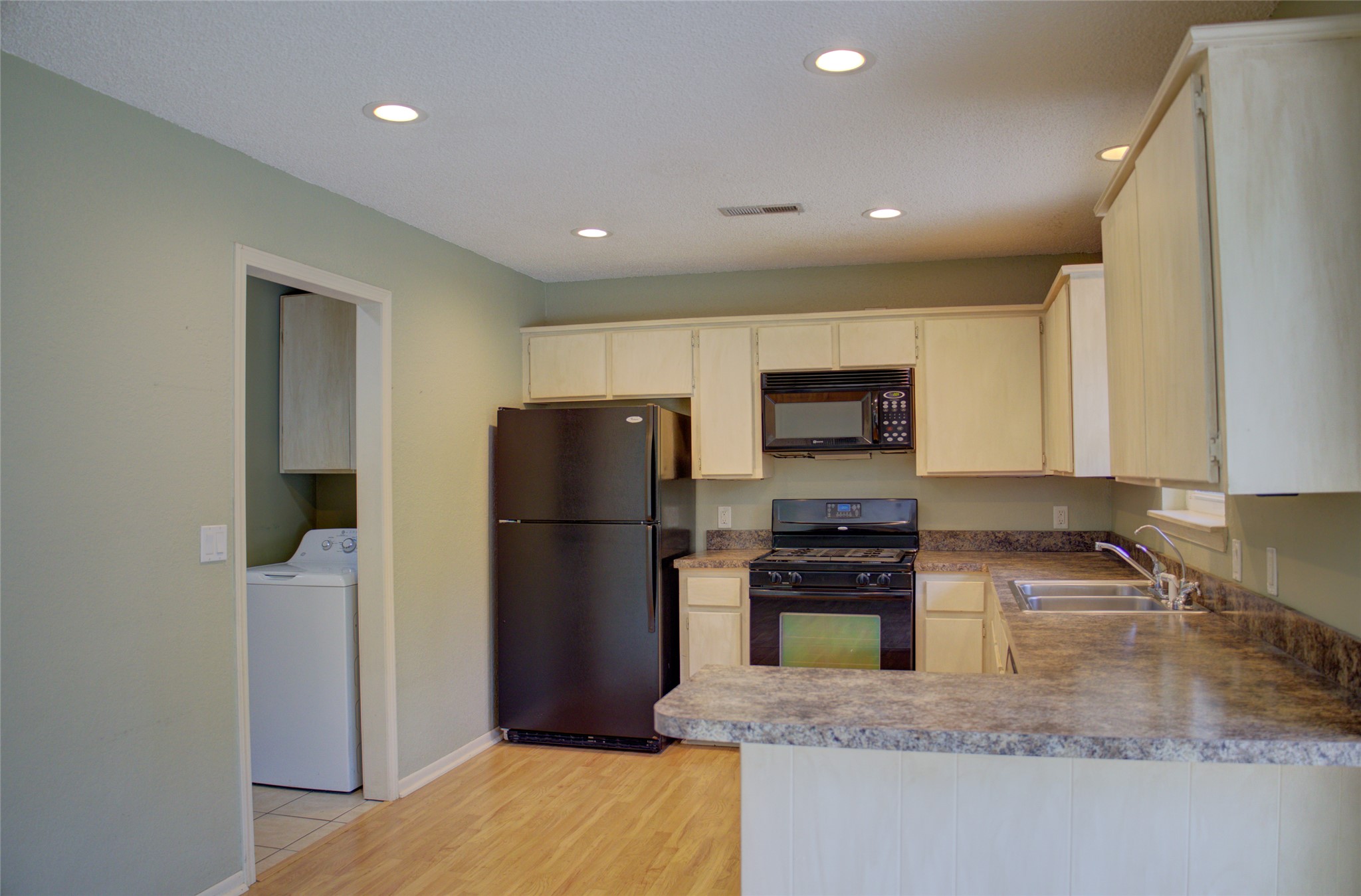 7501 S Juniper Place Broken Arrow OK 74011
