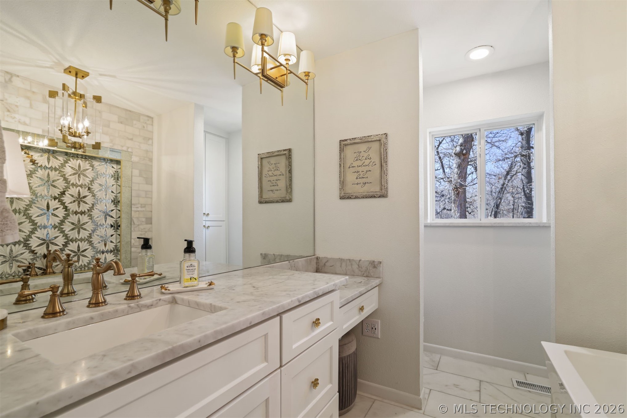2232 Gershwin Drive Durant OK 74701