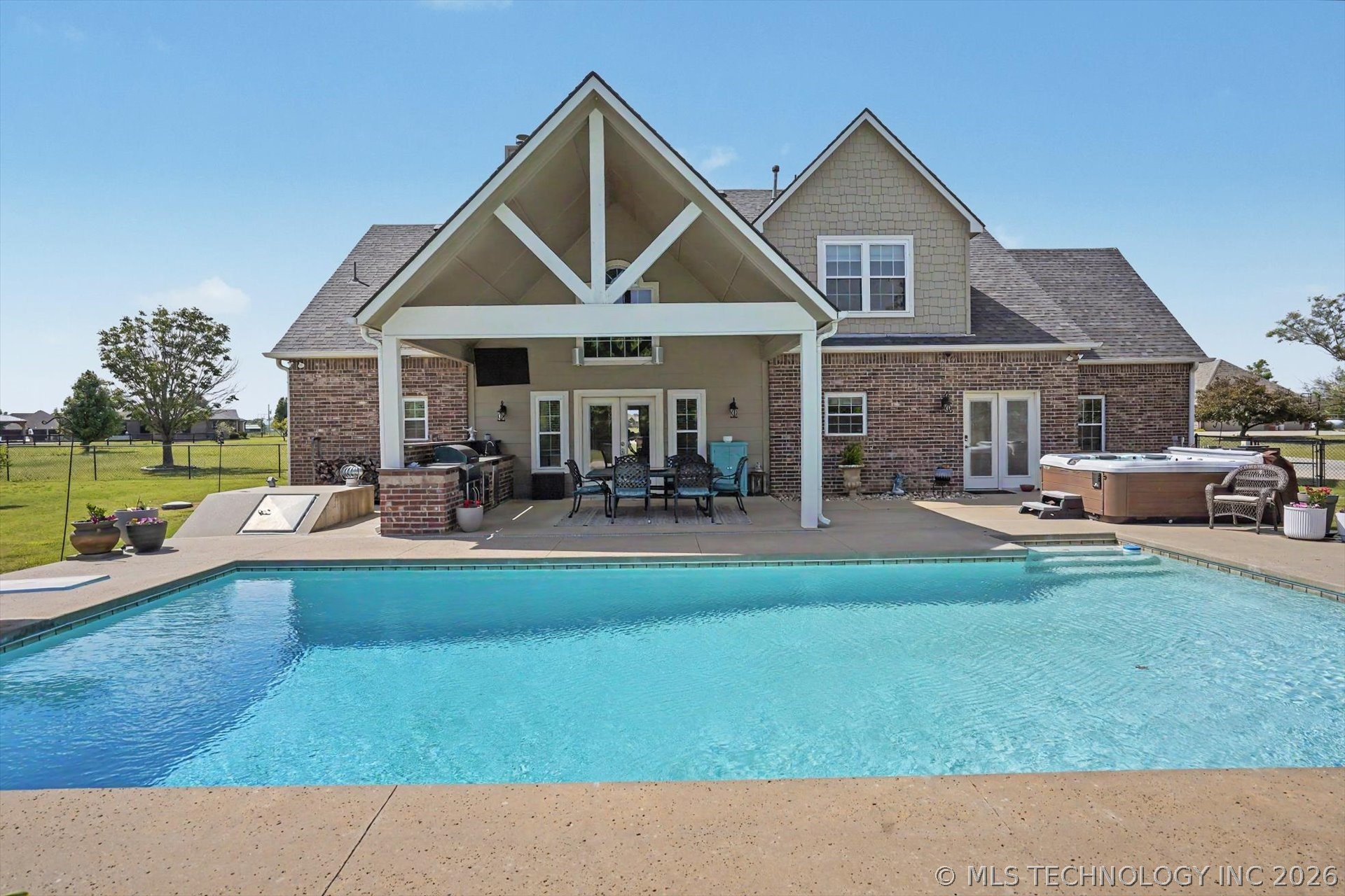 2406 E Fairfield Court Oologah OK 74053
