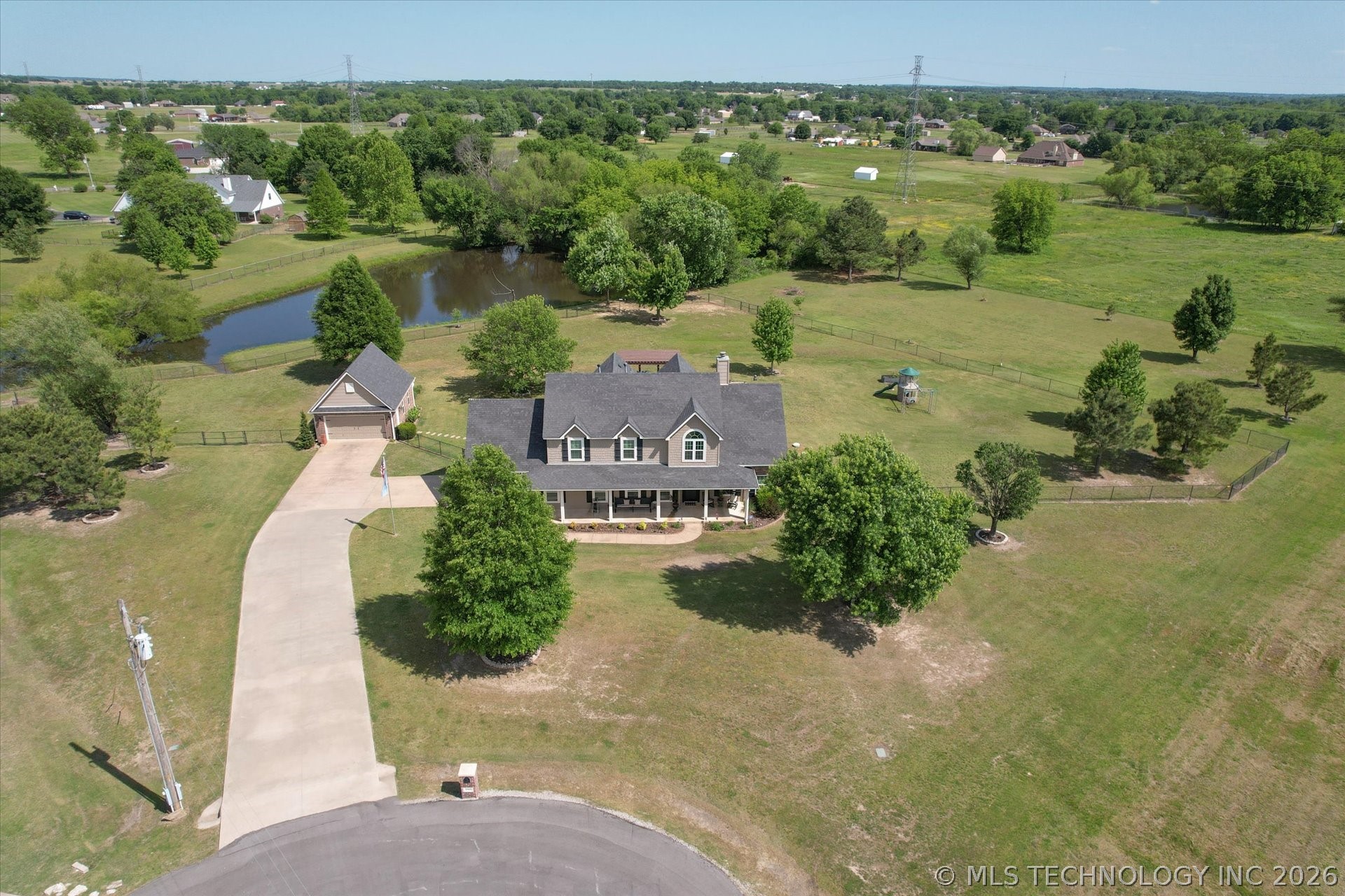 2406 E Fairfield Court Oologah OK 74053