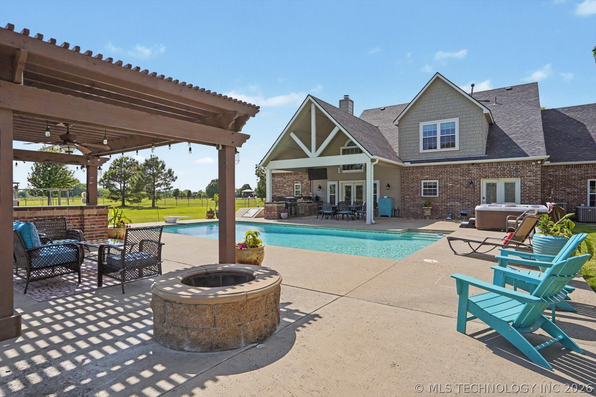 2406 E Fairfield Court Oologah OK 74053