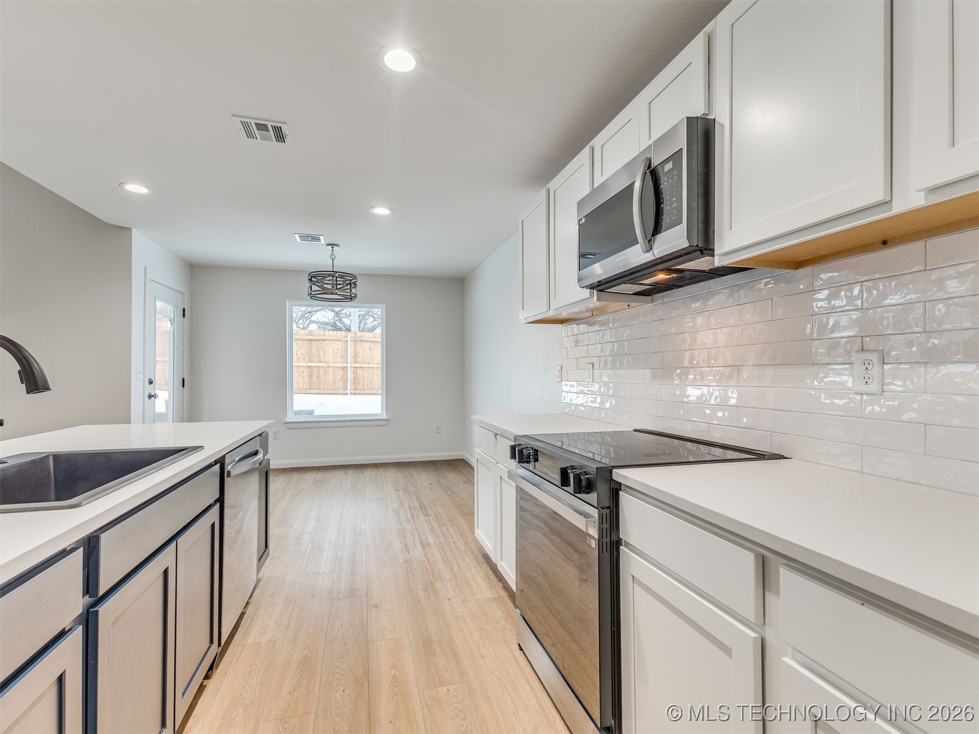 726 E 38th Street N Tulsa OK 74106