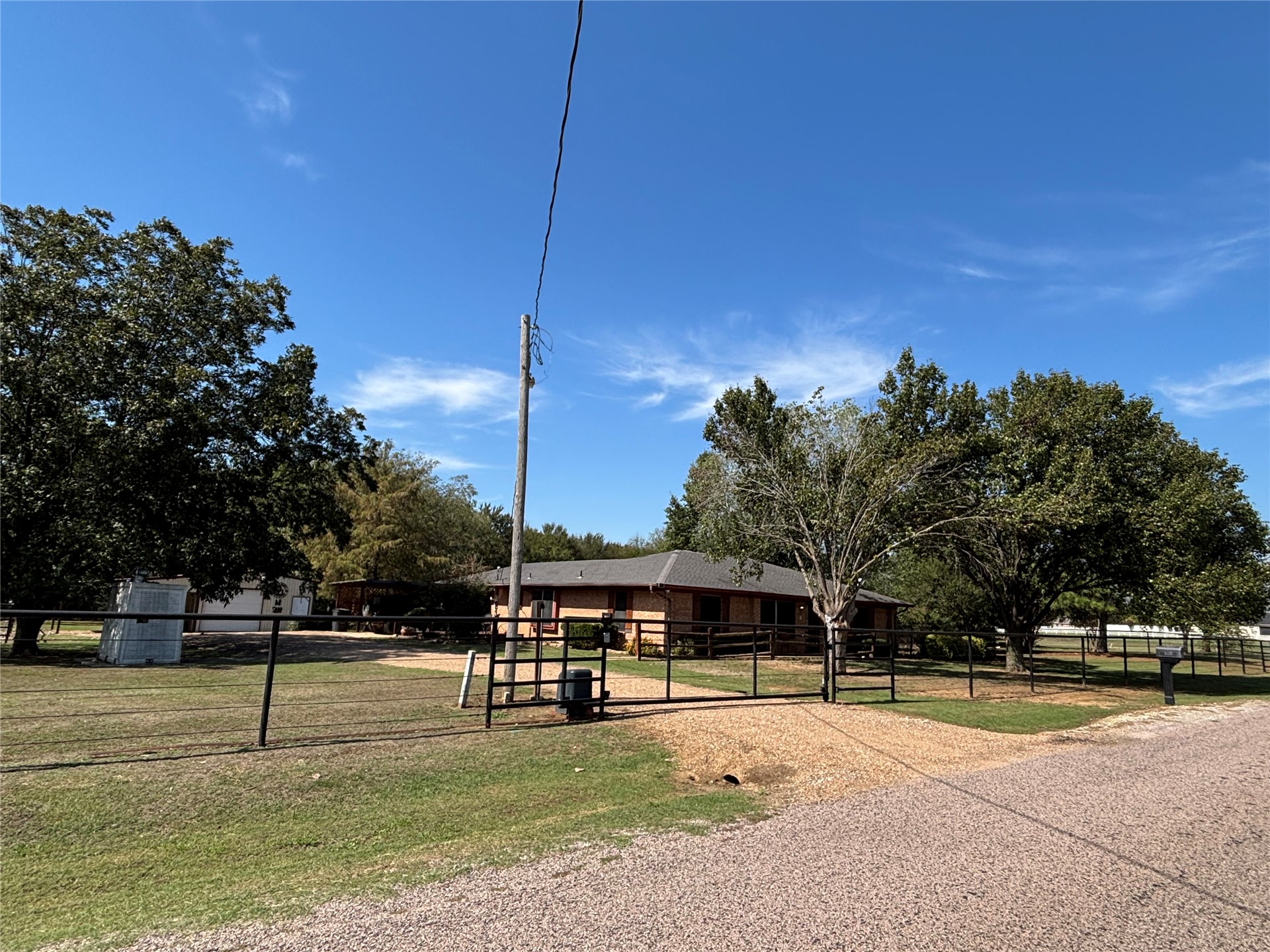 193 Kirsey Road Calera OK 74730