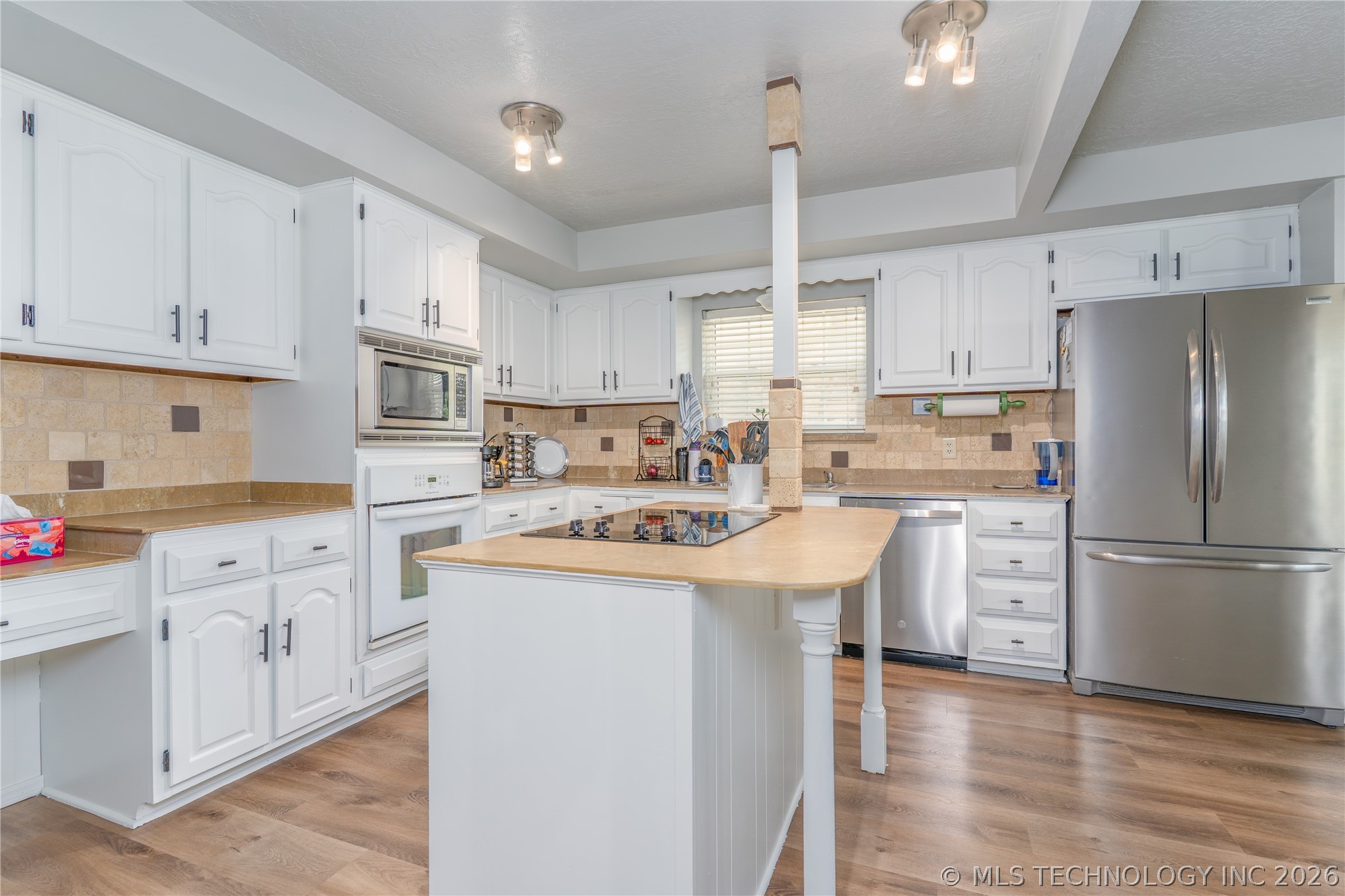 805 W Albuquerque Street Broken Arrow OK 74011
