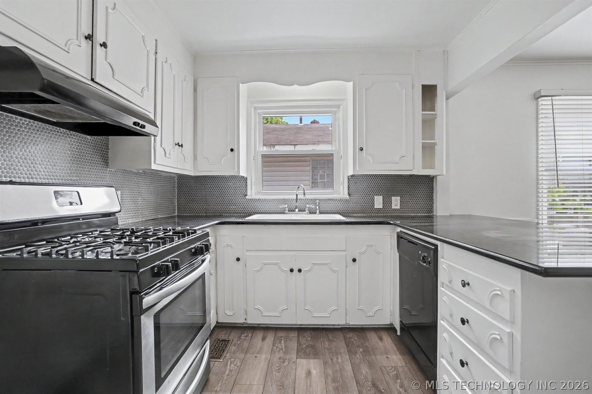 1448 E 52nd Place Tulsa OK 74105