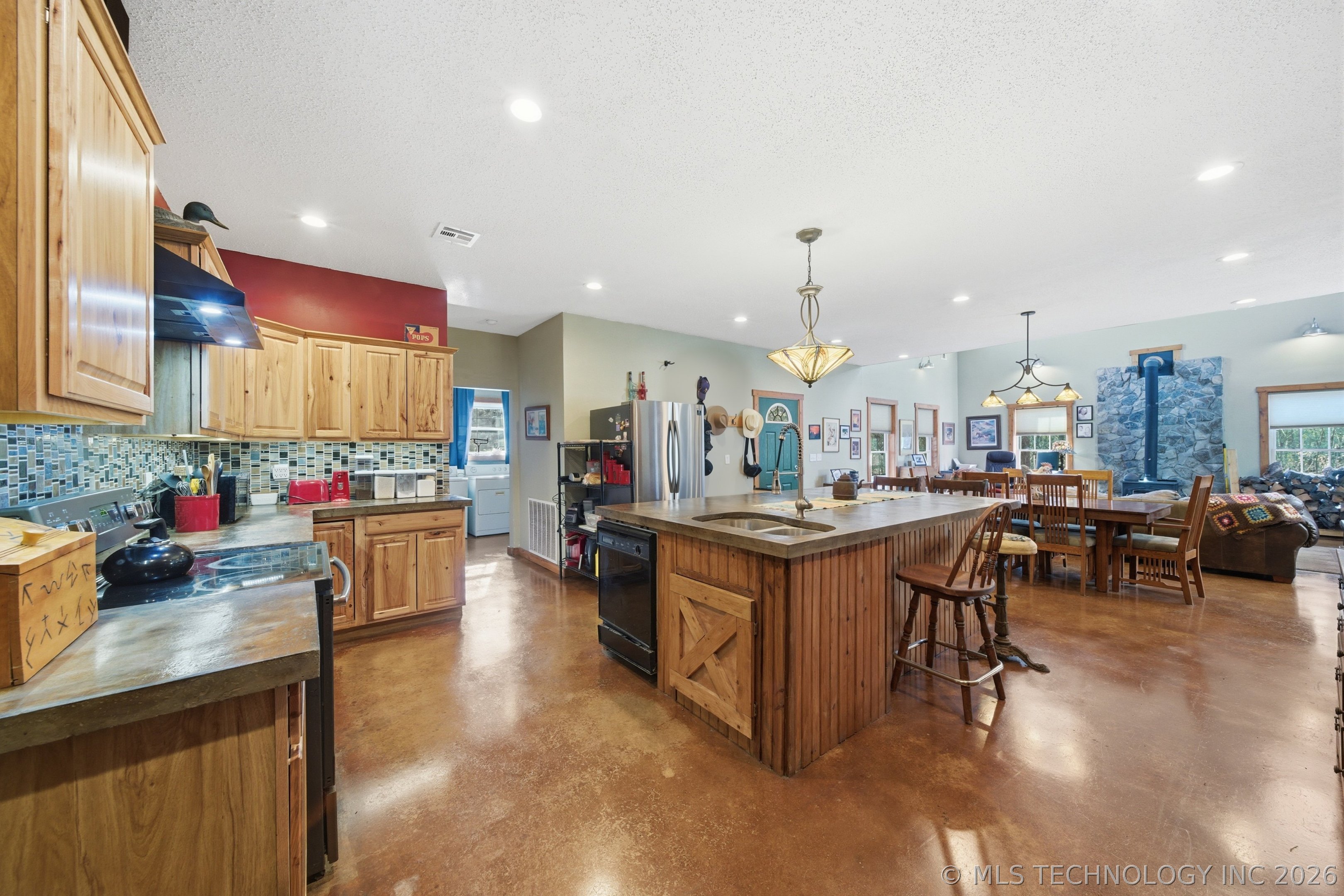 5929 E 430 Road Adair OK 74330