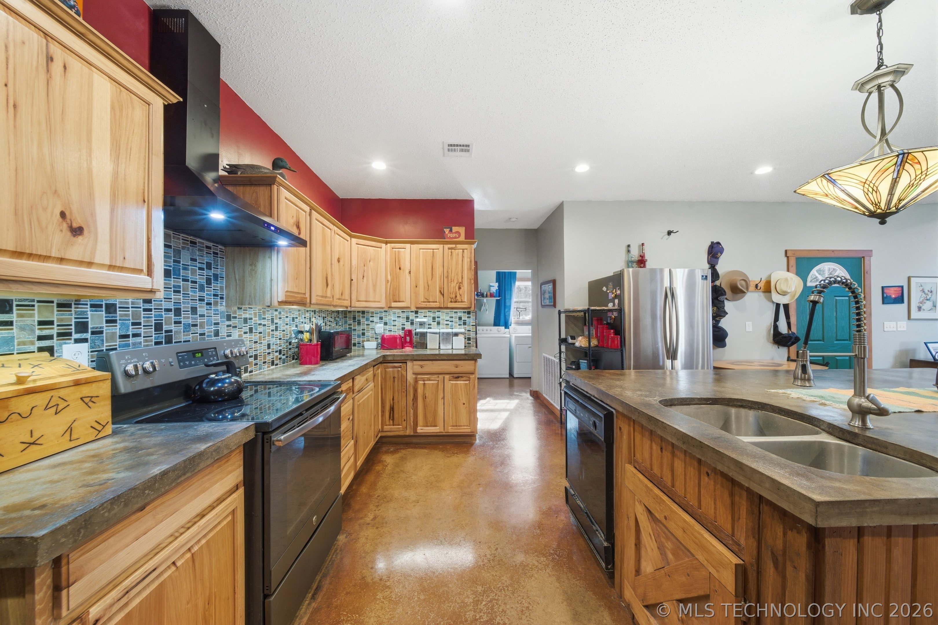 5929 E 430 Road Adair OK 74330