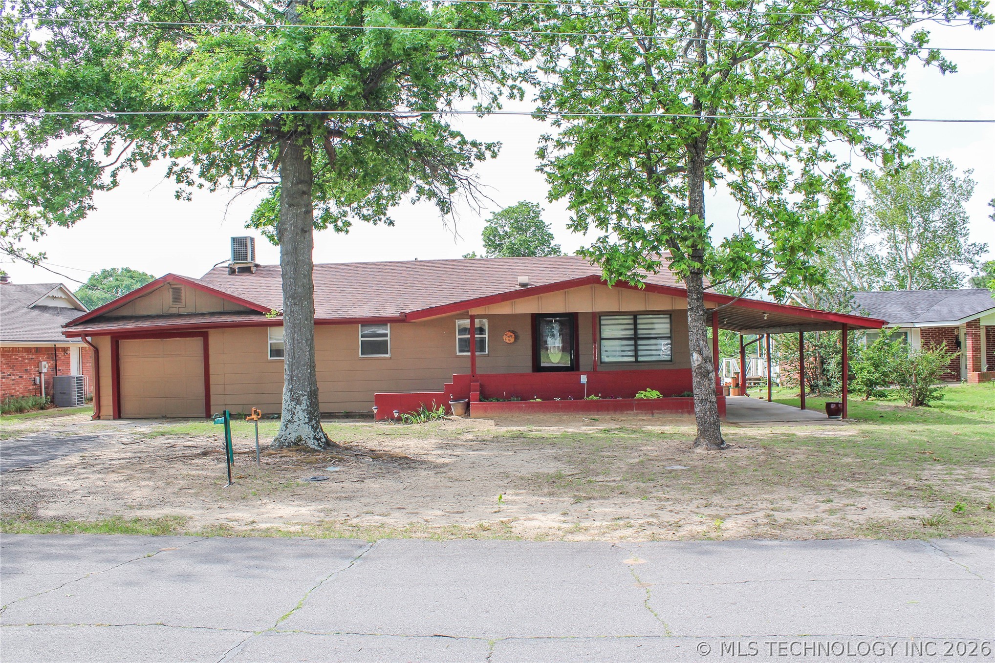 417082 E 1143 Road Checotah OK 74426