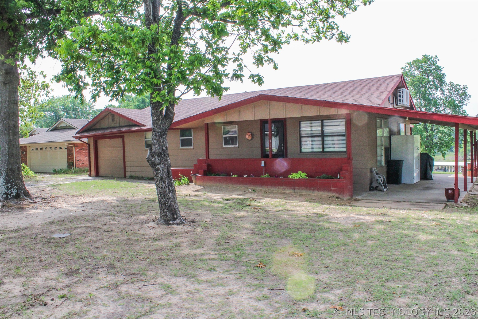 417082 E 1143 Road Checotah OK 74426