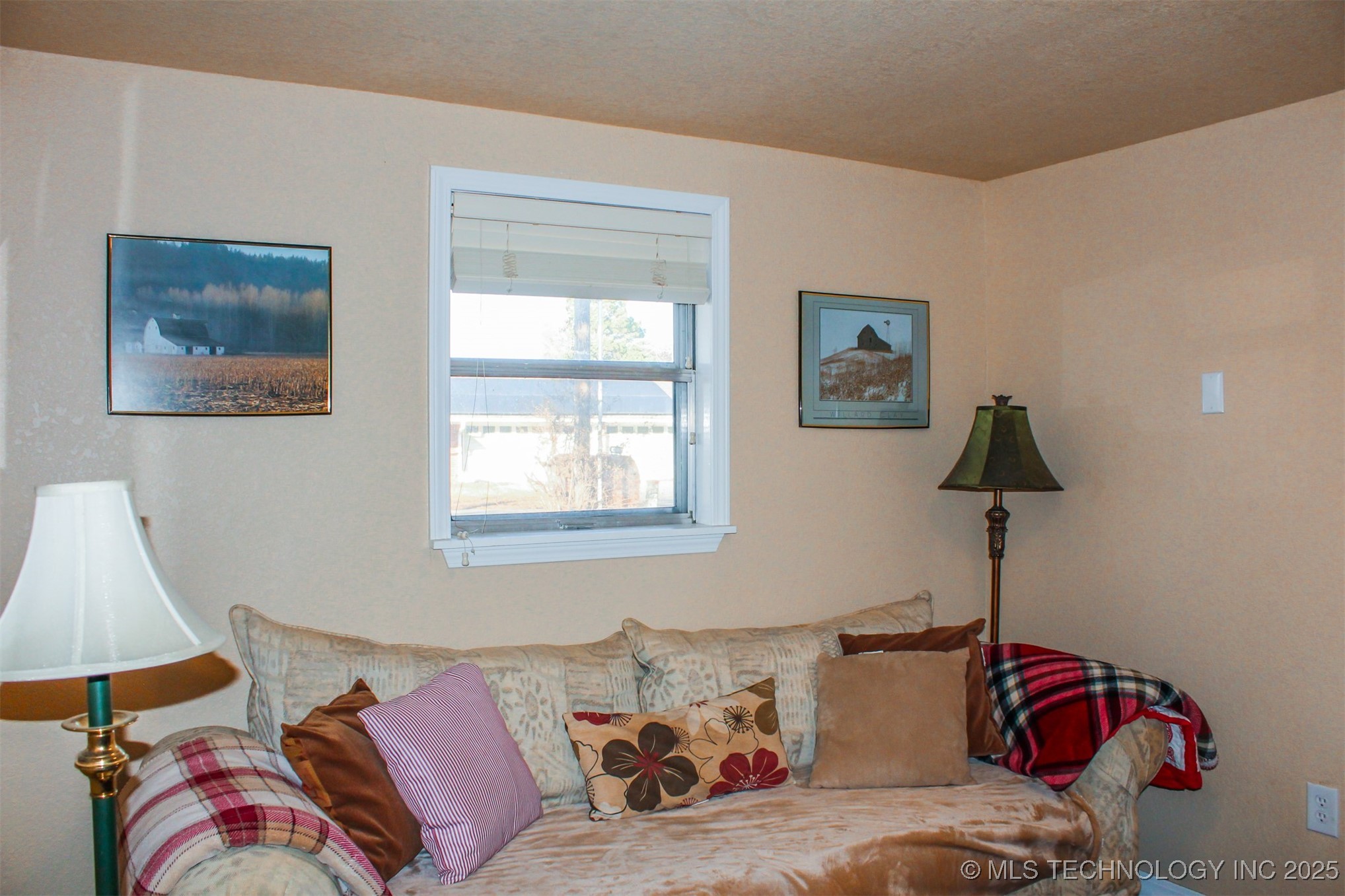 417082 E 1143 Road Checotah OK 74426