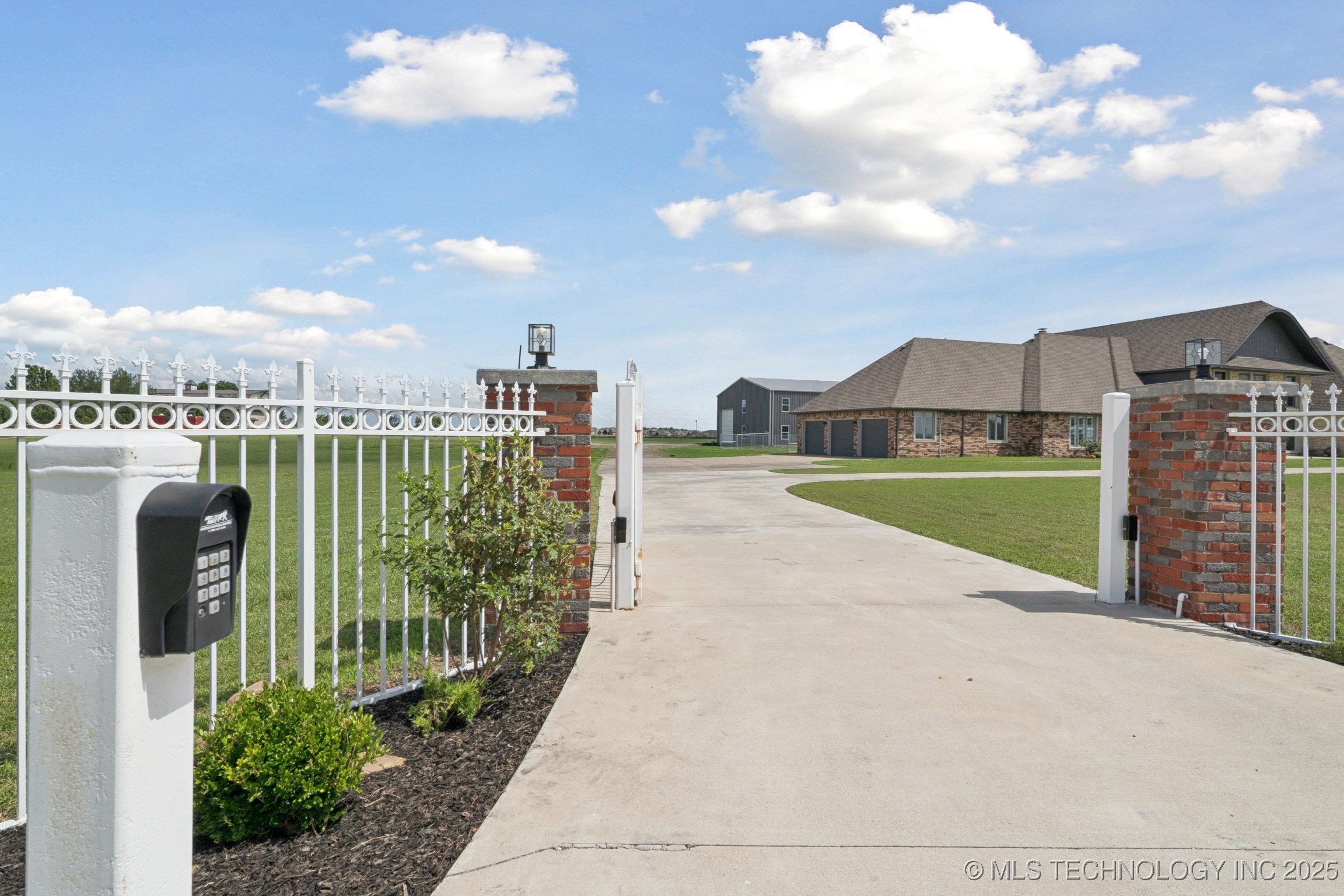 8120 E 112th Street Owasso OK 74055