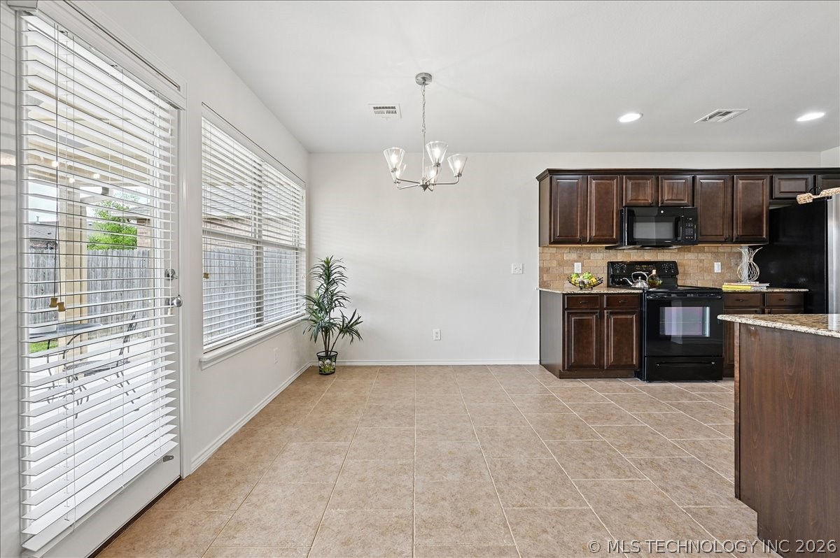 2425 S Oak Avenue Broken Arrow OK 74012