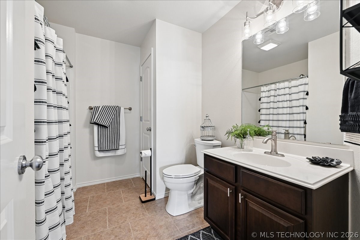 2425 S Oak Avenue Broken Arrow OK 74012