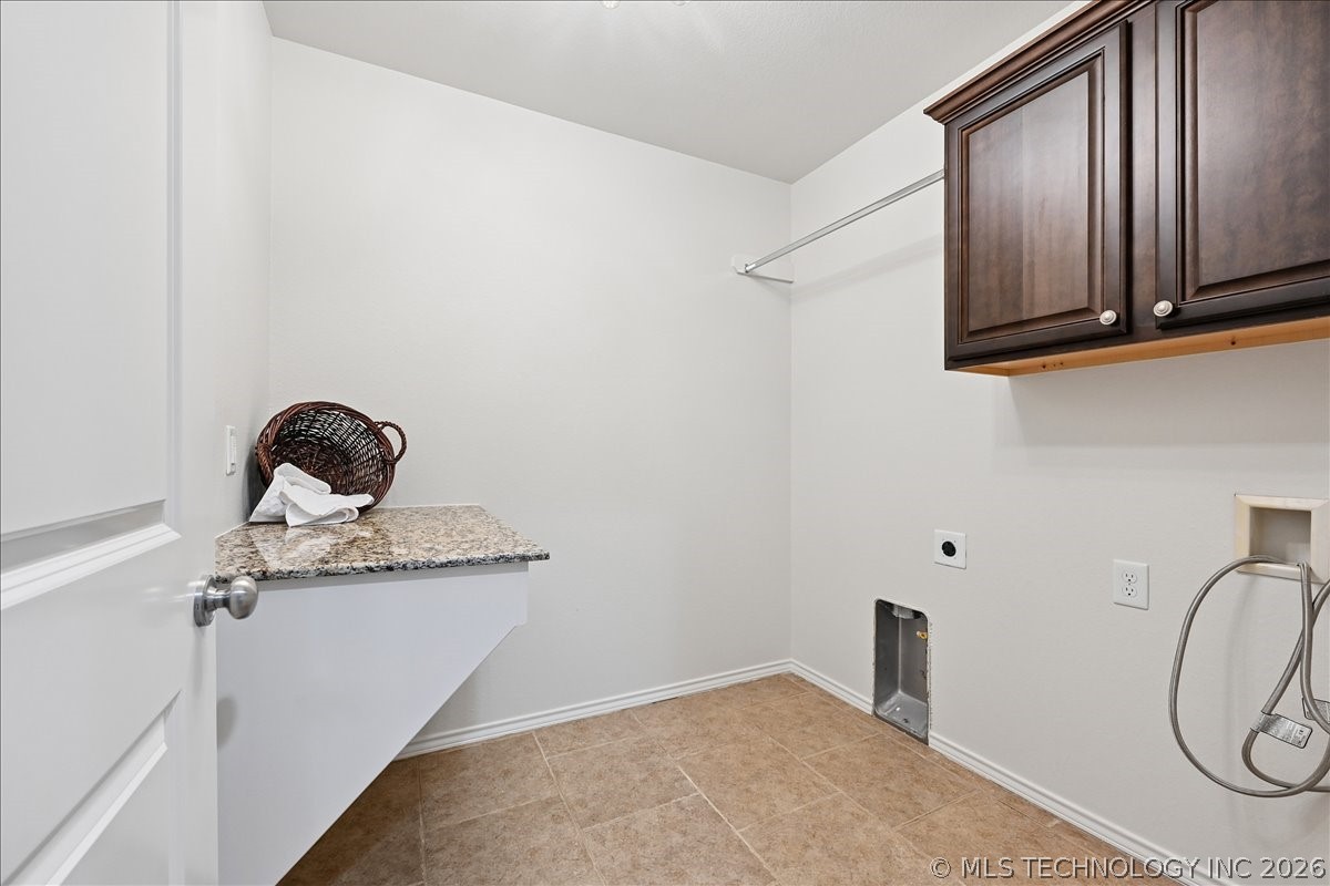 2425 S Oak Avenue Broken Arrow OK 74012