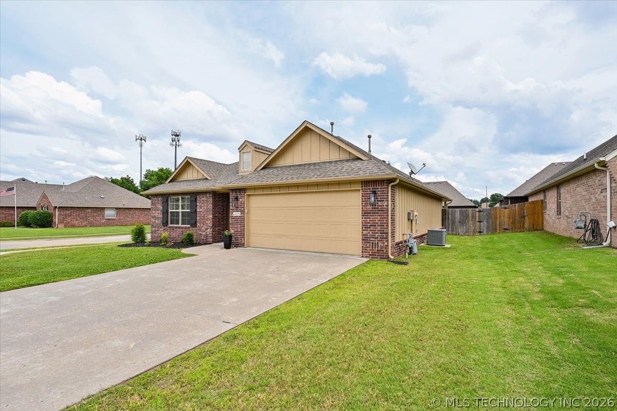2425 S Oak Avenue Broken Arrow OK 74012