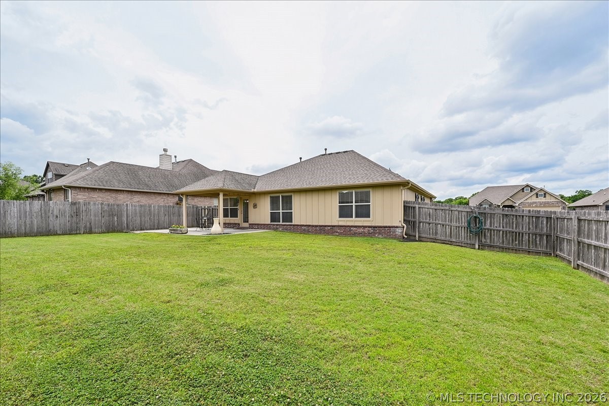 2425 S Oak Avenue Broken Arrow OK 74012
